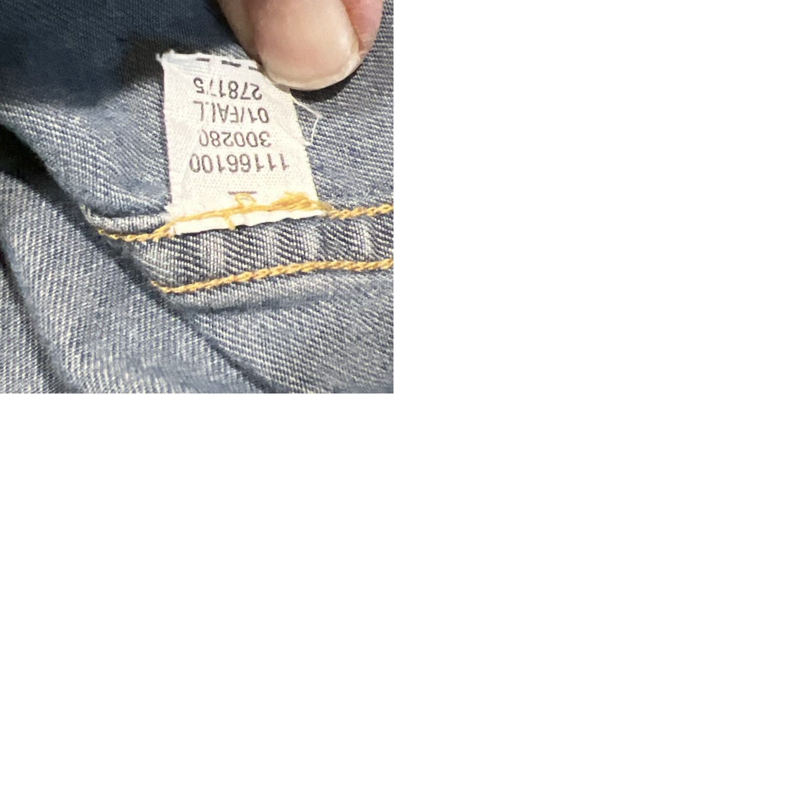 Gap VINTAGE Gap Denim Shirt Mens L Blue Long Sleeve Button Pockets Cotton Collar Y2K Size US L / EU 52-54 / 3 - 10 Thumbnail