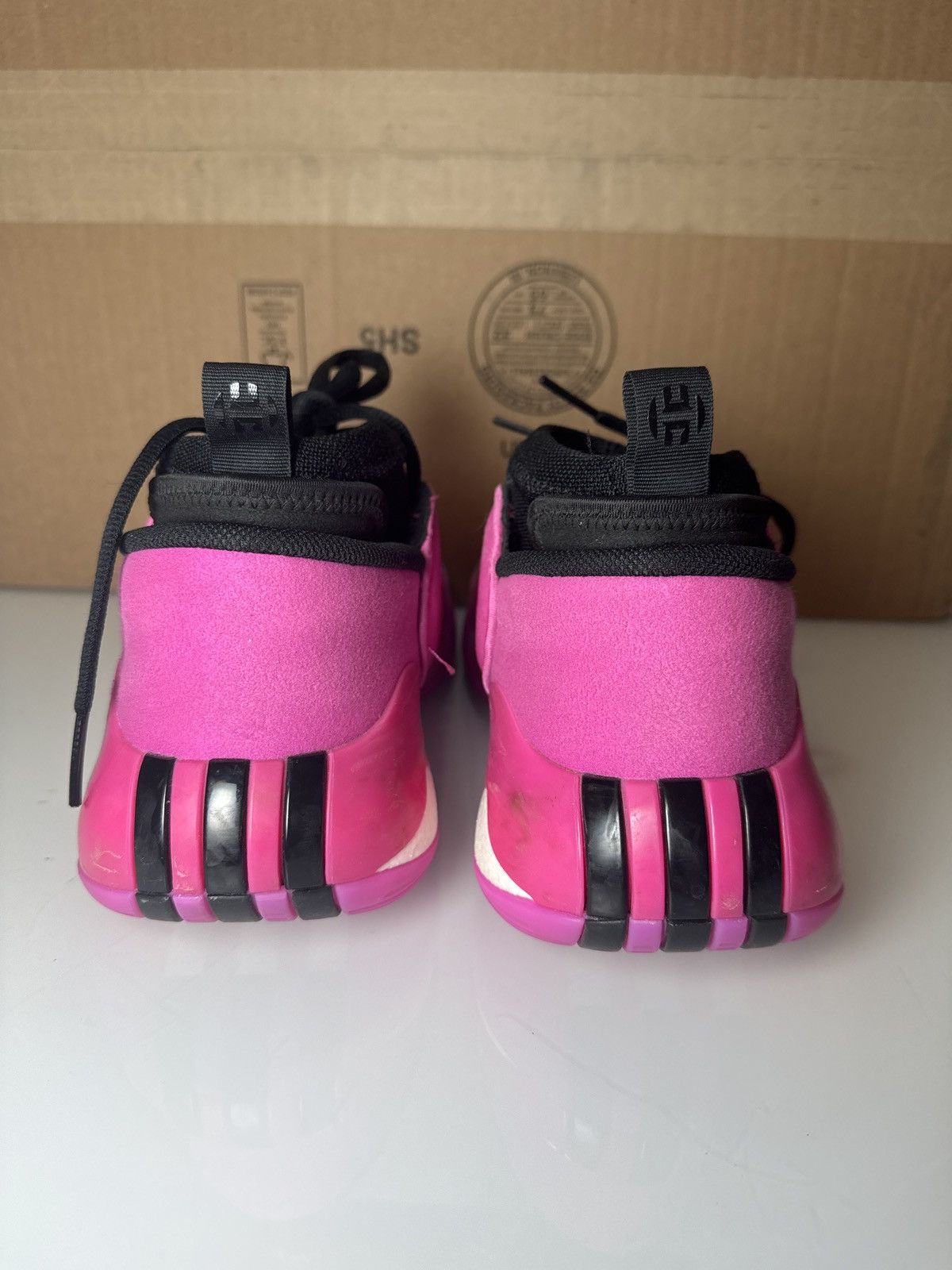 Adidas Harden vol7 lucid fuchsia rare color way Size US 11.5 / EU 44-45 - 6 Thumbnail