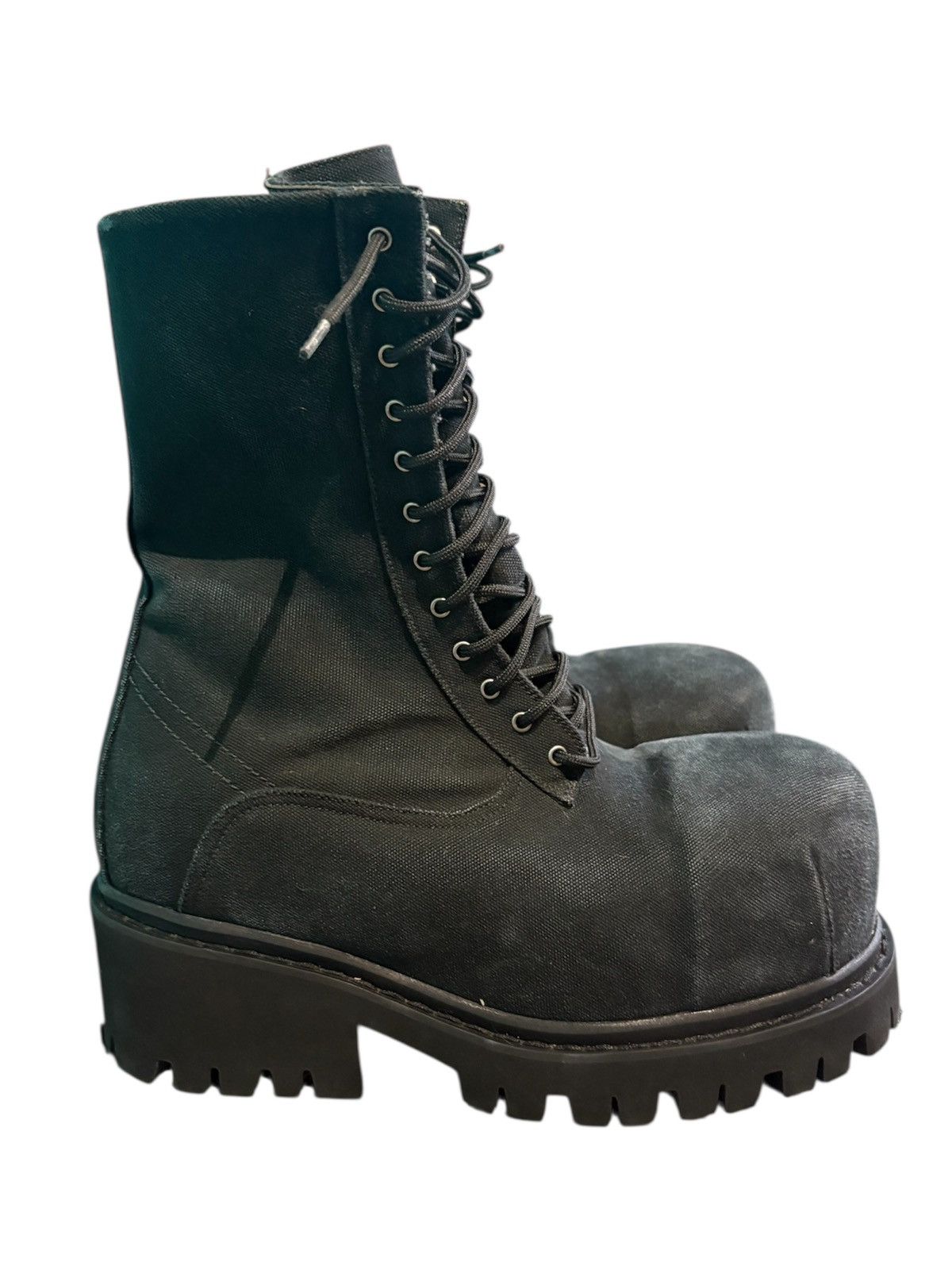 Balenciaga Men's Stomper Canvas Lace-Up Boots | Neiman Marcus