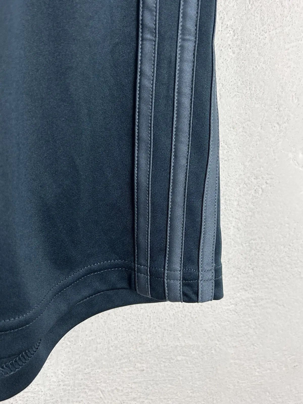 Adidas Adidas Real Madrid 2018/19 Away Kit Sportswear Soccer Shorts Size US 34 / EU 50 - 3 Thumbnail