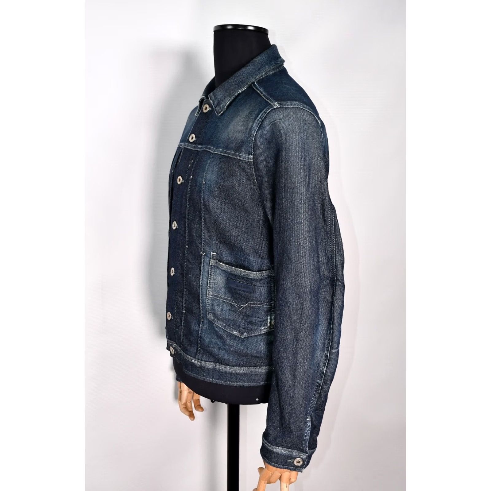 Diesel DIESEL Juzicon Denim Jacket L Blue Mens Jacket Distressed Biker Casual 100% Genuine 93% Cotton 6% Polyester 1% Elastane Regular Size Type: L Size US L / EU 52-54 / 3 - 6 Thumbnail