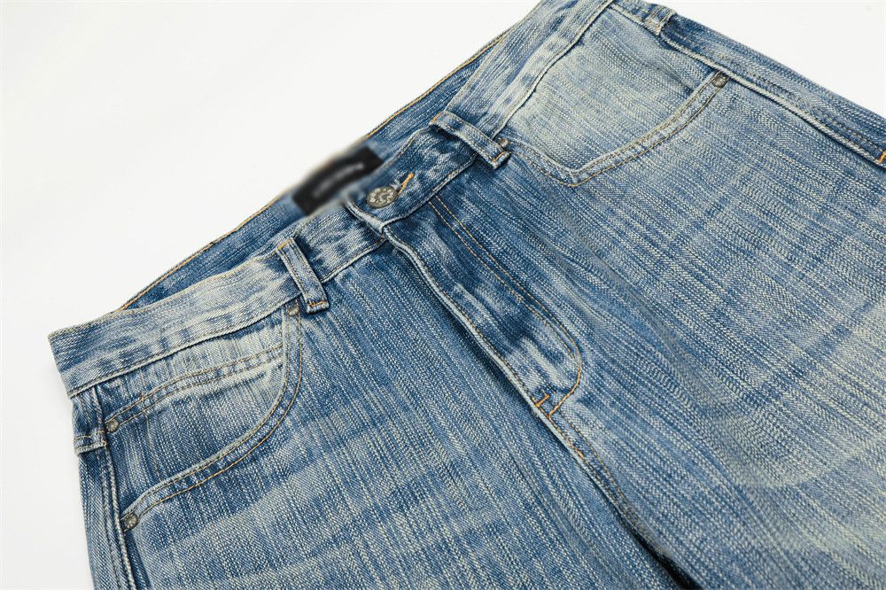 Jean Men's vintage distressed loose-fitting washed curved jeans Size US 32 / EU 48 - 3 Thumbnail