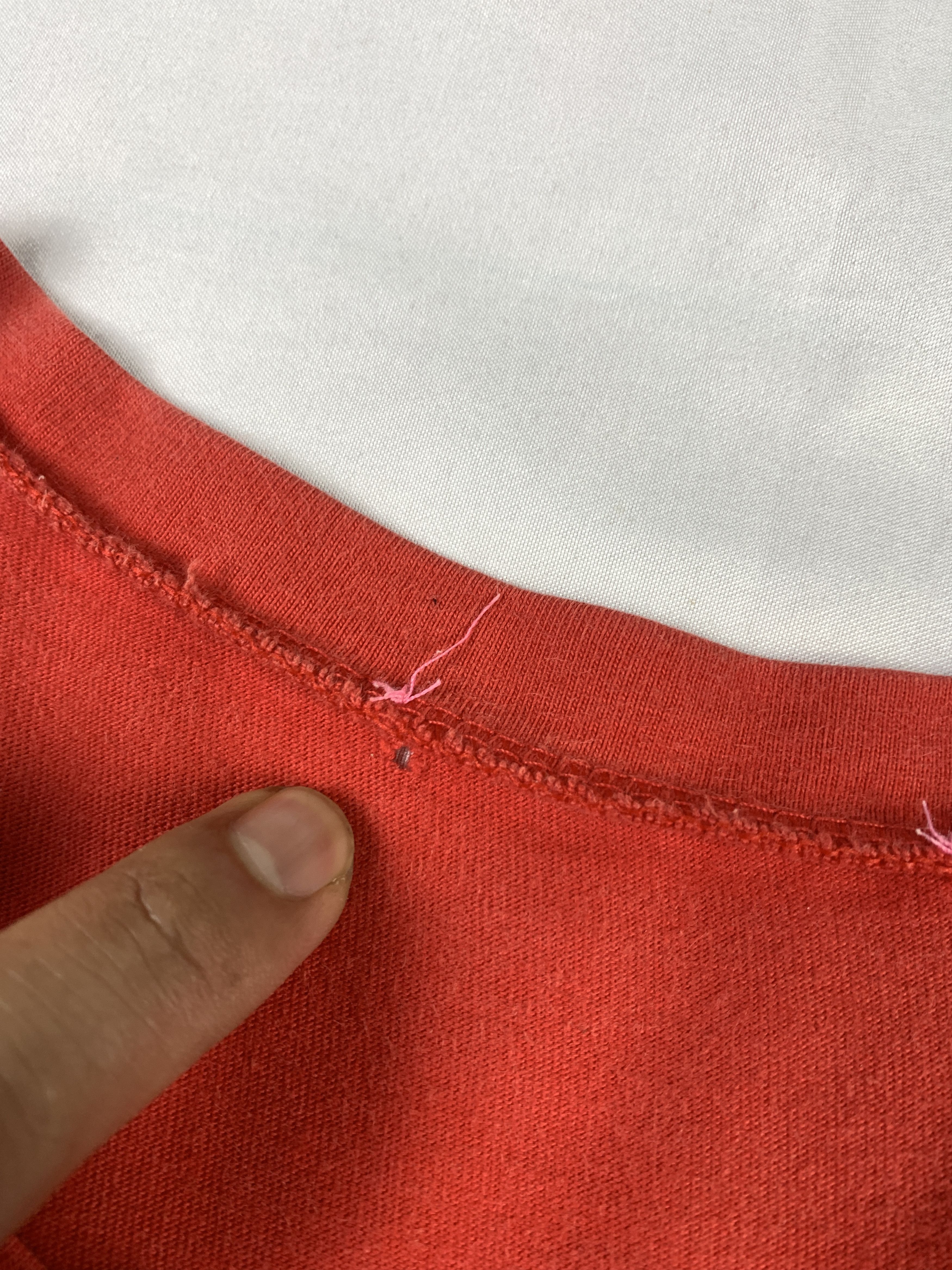 Japanese Brand 2000s Barbie Red Cute Sleeveless Tee (M) Size M / US 6-8 / IT 42-44 - 9 Thumbnail
