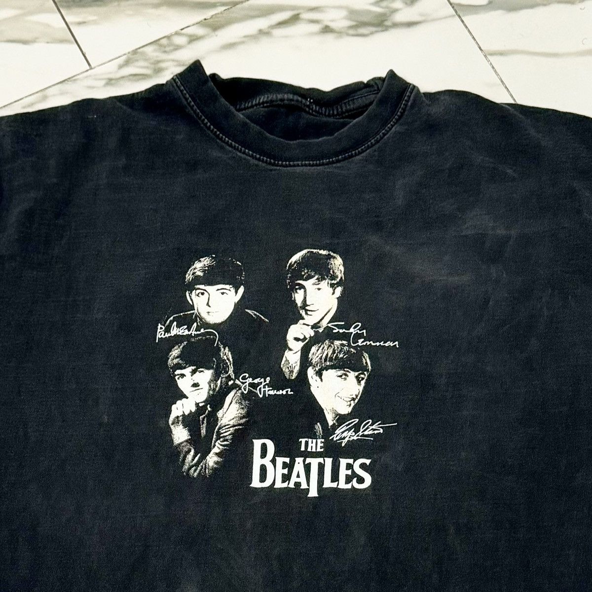 Band Tees VINTAGE 90s THE BEATLES TEE! Size US XL / EU 56 / 4 - 3 Thumbnail