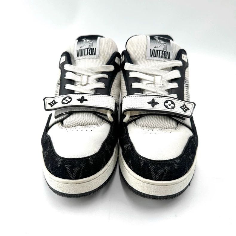 Louis Vuitton Louis Vuitton Trainer black and white printed velcro mesh Size US 9.5 / EU 42-43 - 2 Thumbnail