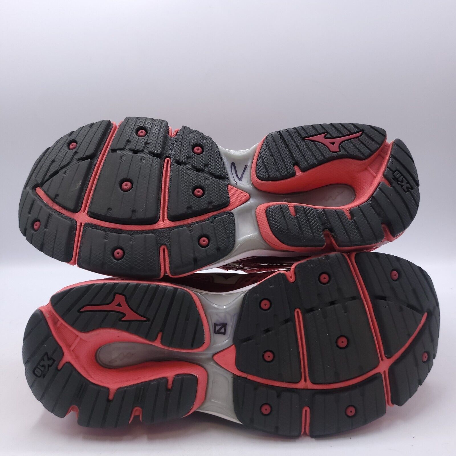 Mizuno Mizuno Wave Enigma 5 Shoe Womens Size 8 J1GD150201 Red Black Size US 8 / IT 38 - 7 Thumbnail
