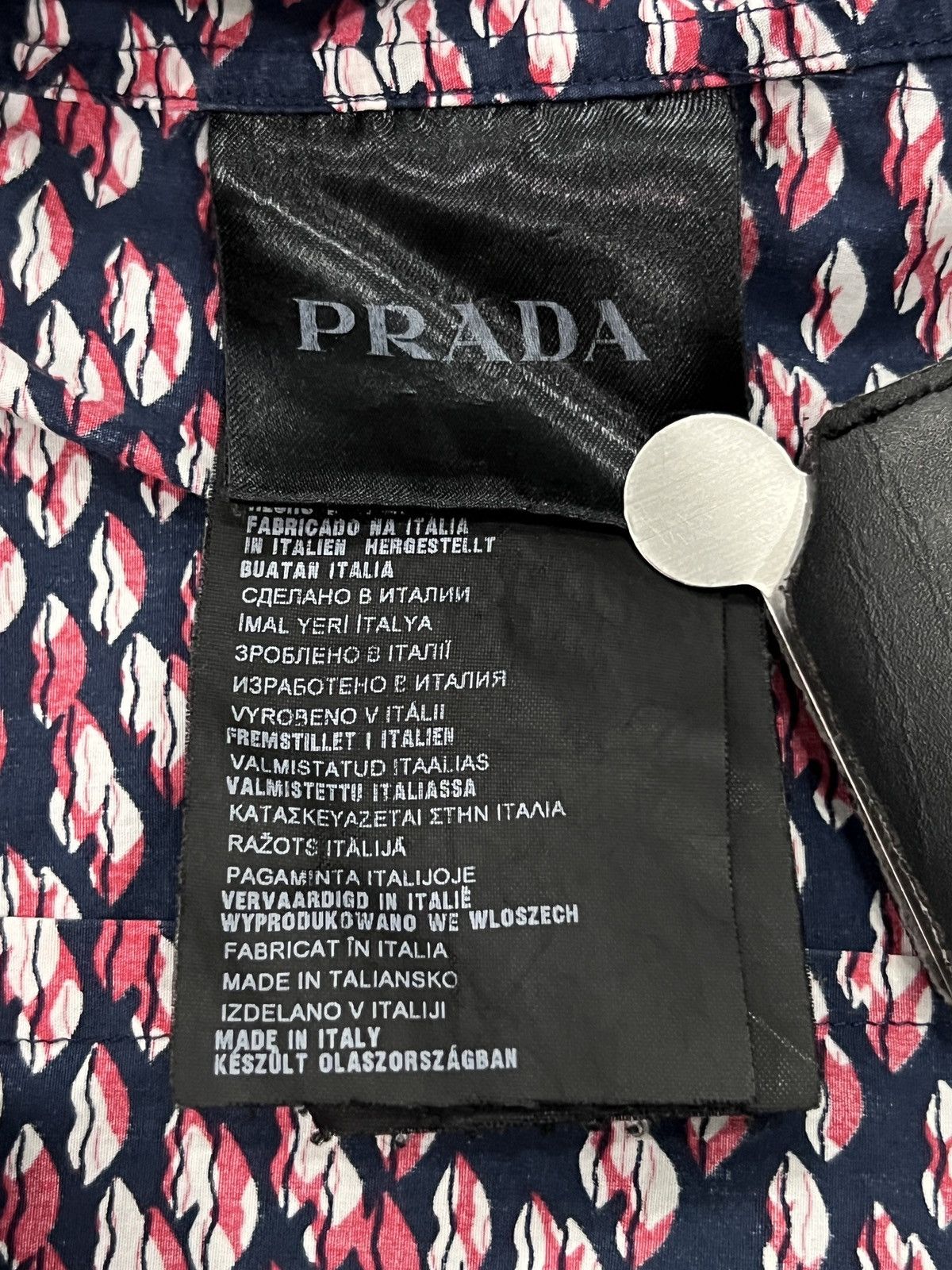 Prada Prada 2015 All-Over Lip Print Shirt Size US XS / EU 42 / 0 - 16 Thumbnail