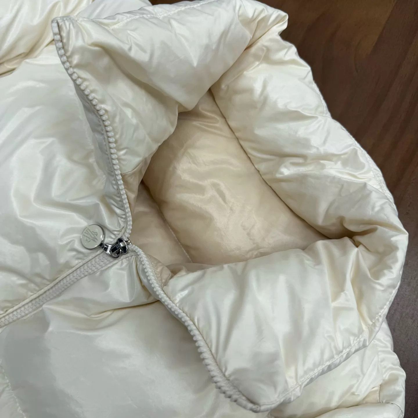 Moncler Moncler Abbadia Down Jacket Black Size 3 Like New Size L / US 10 / IT 46 - 7 Thumbnail