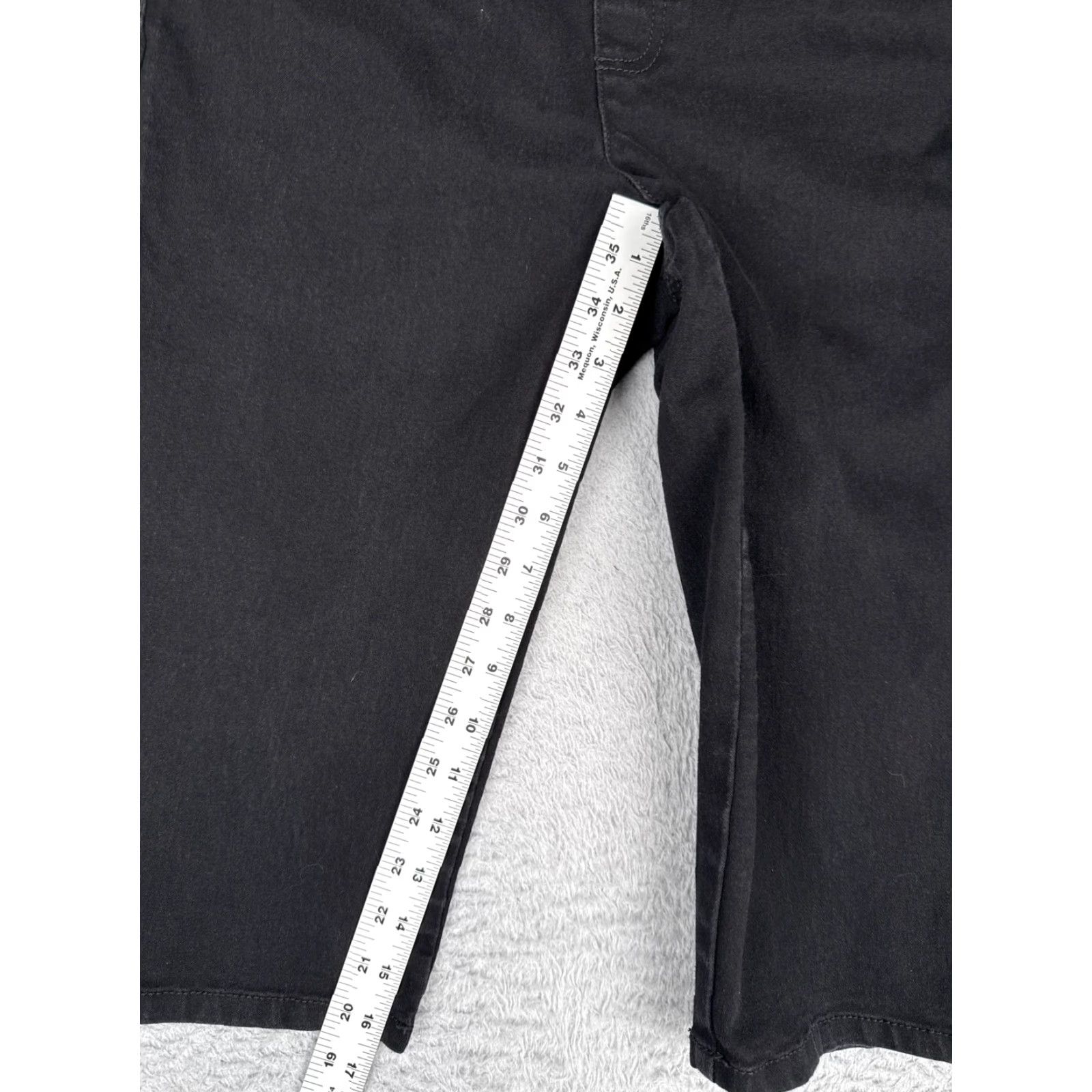 Gloria Vanderbilt Gloria Vanderbilt Jeans Capri Women 8 Black Dark Wash High Rise Stretch Slim 30 Inseam 17 in 5-Pocket Denim Capris City Vintage: No Womens Size 30" / US 8 / IT 44 - 6 Thumbnail