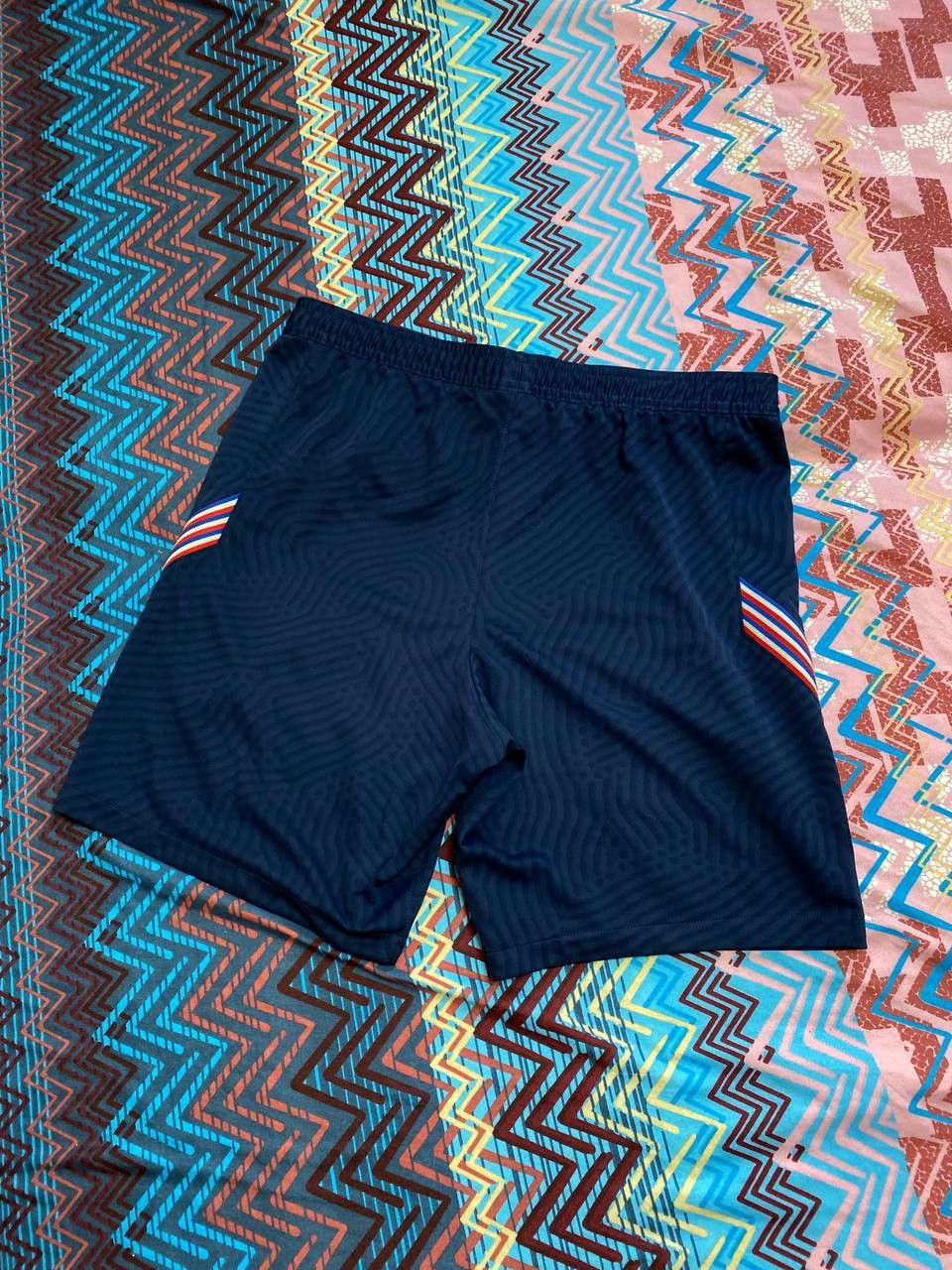 Nike shorts logo Football England Nike DRI-FIT Vintage Y2K Size US 34 / EU 50 - 13 Thumbnail