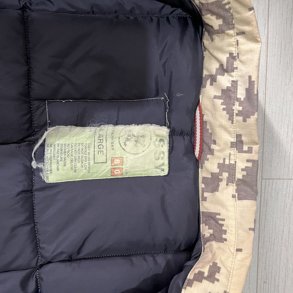 Stussy 90s Stussy digi camo puffer jacket Size US L / EU 52-54 / 3 - 6 Thumbnail