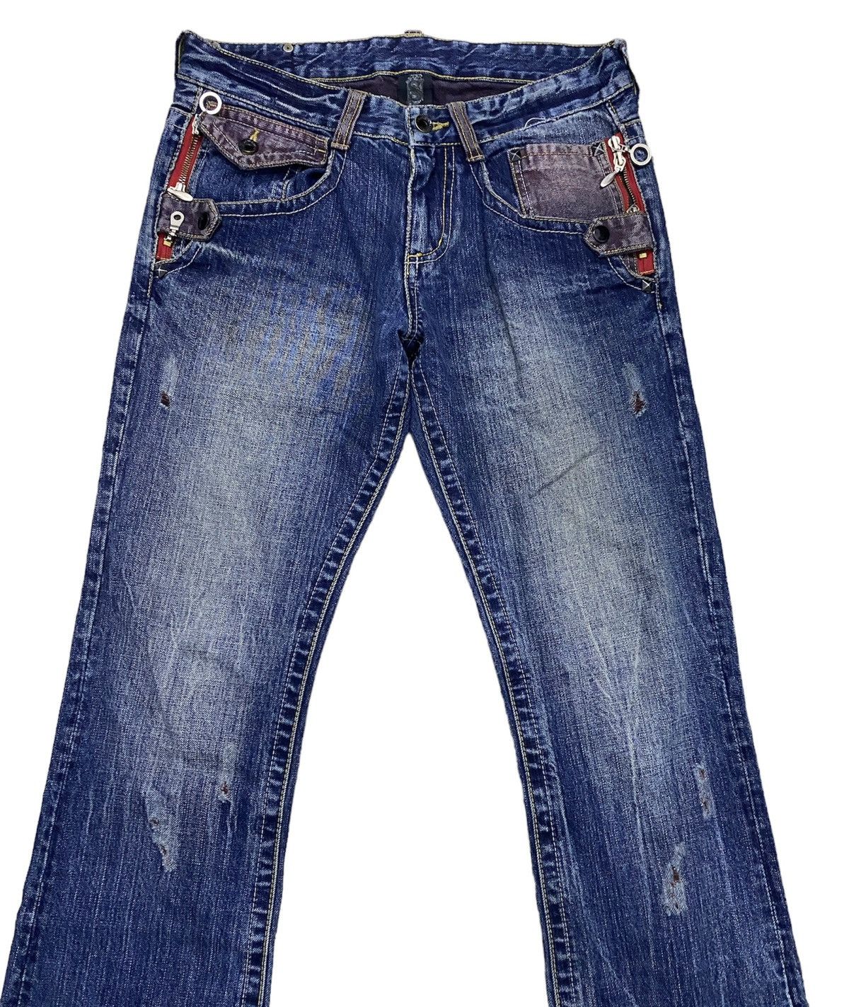 FLARE JAPANESE BRAND SEMANTIC DESIGN RIPPED STYLE PAINTED