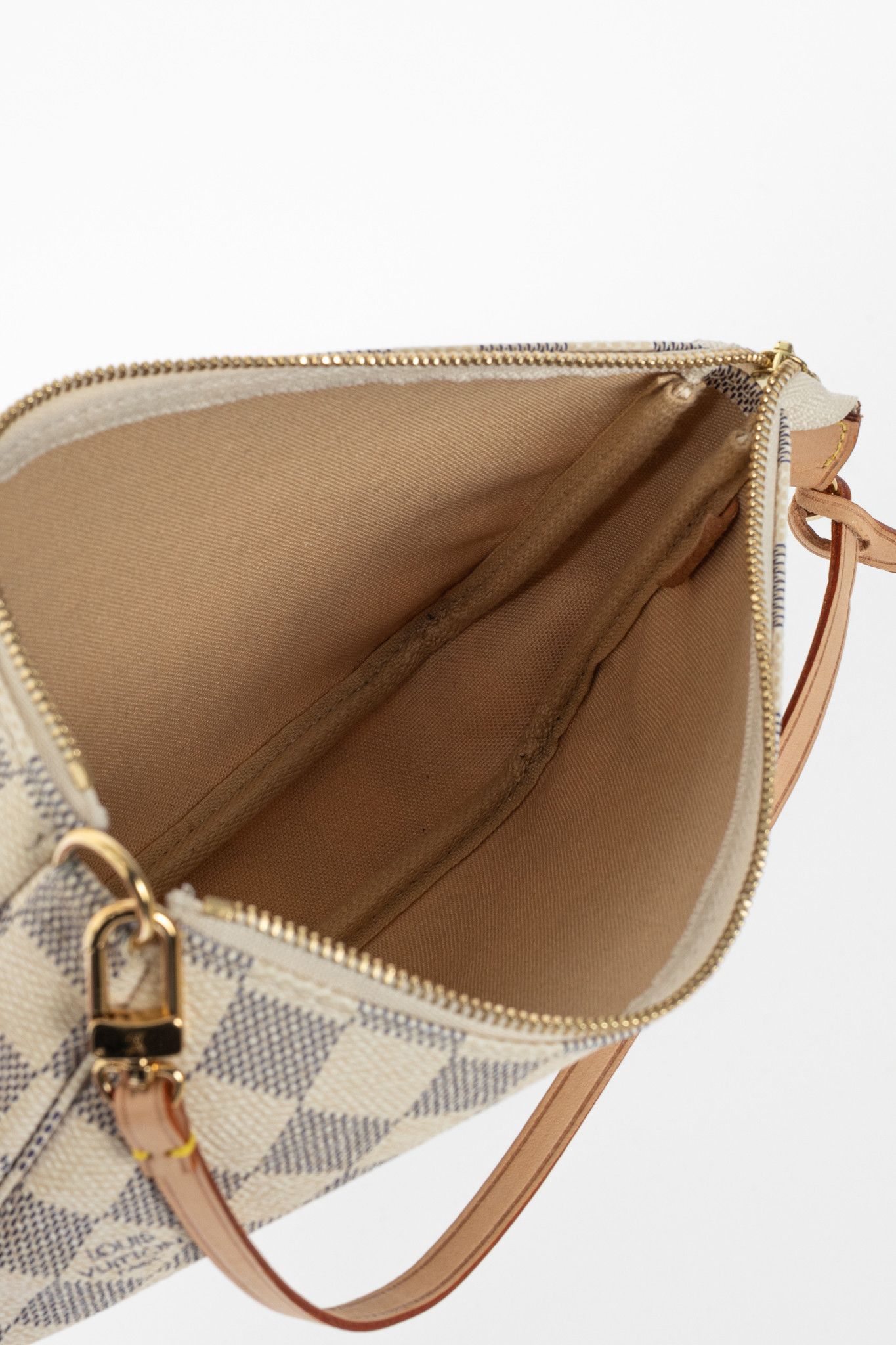 Louis Vuitton Louis Vuitton Damier Azur Canvas Pochette Accessoires Size ONE SIZE - 10 Thumbnail