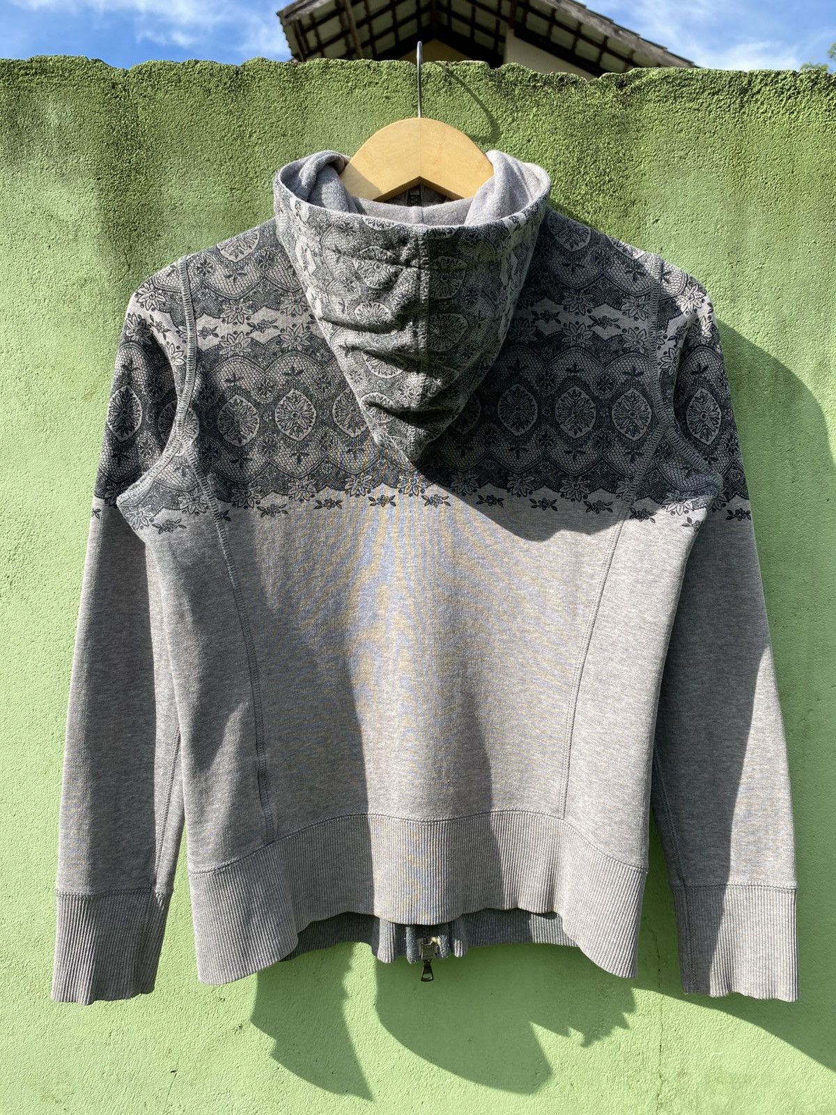 Japanese Brand Uniqlo Luxury Hood Zip Hoodie Grey Tribal Pattern Y2K Jacket Size M / US 6-8 / IT 42-44 - 9 Thumbnail