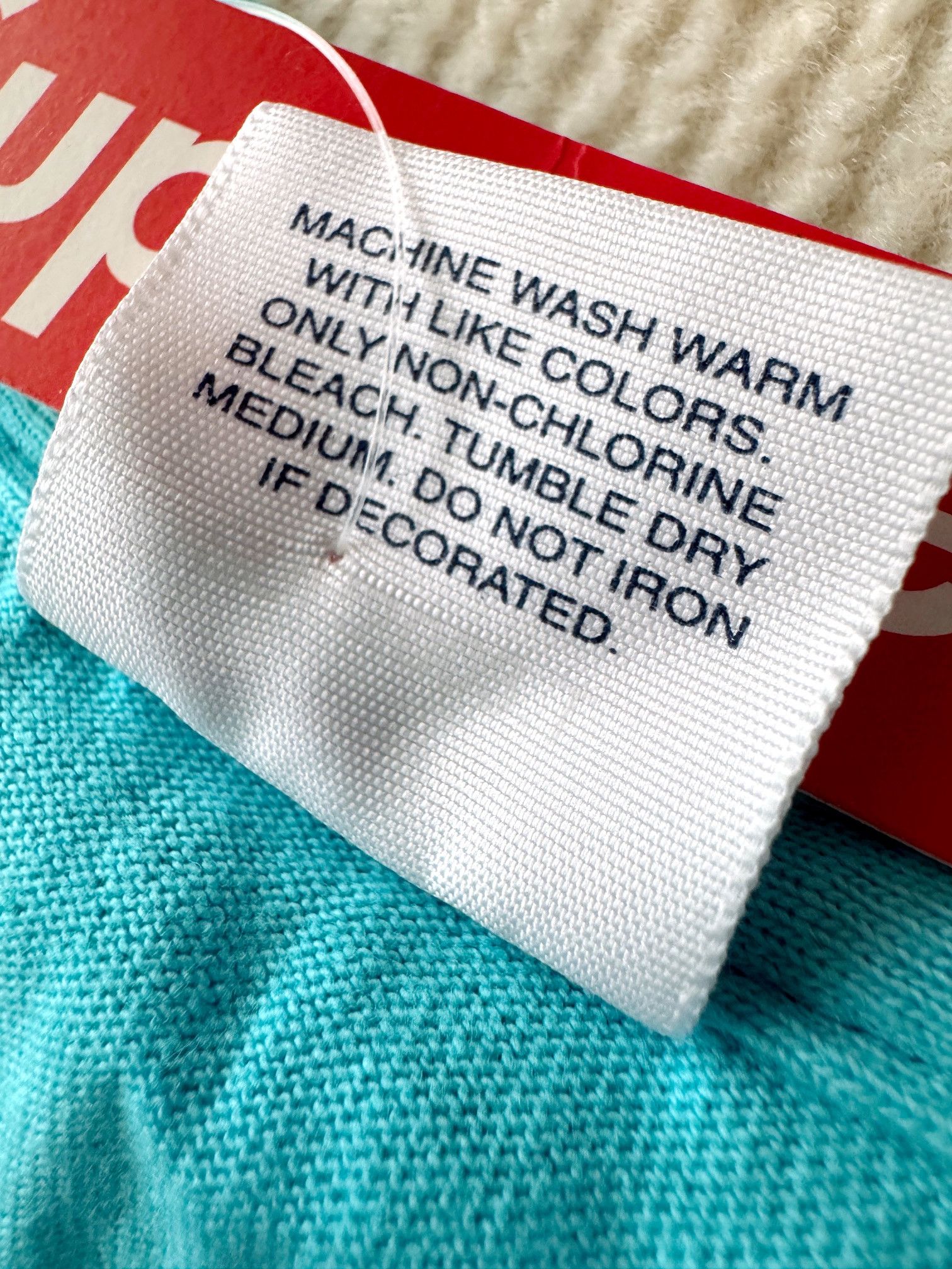 Supreme DS 2002 Supreme The Chronic Weed Logo Dr Dre T-Shirt Size US L / EU 52-54 / 3 - 5 Thumbnail
