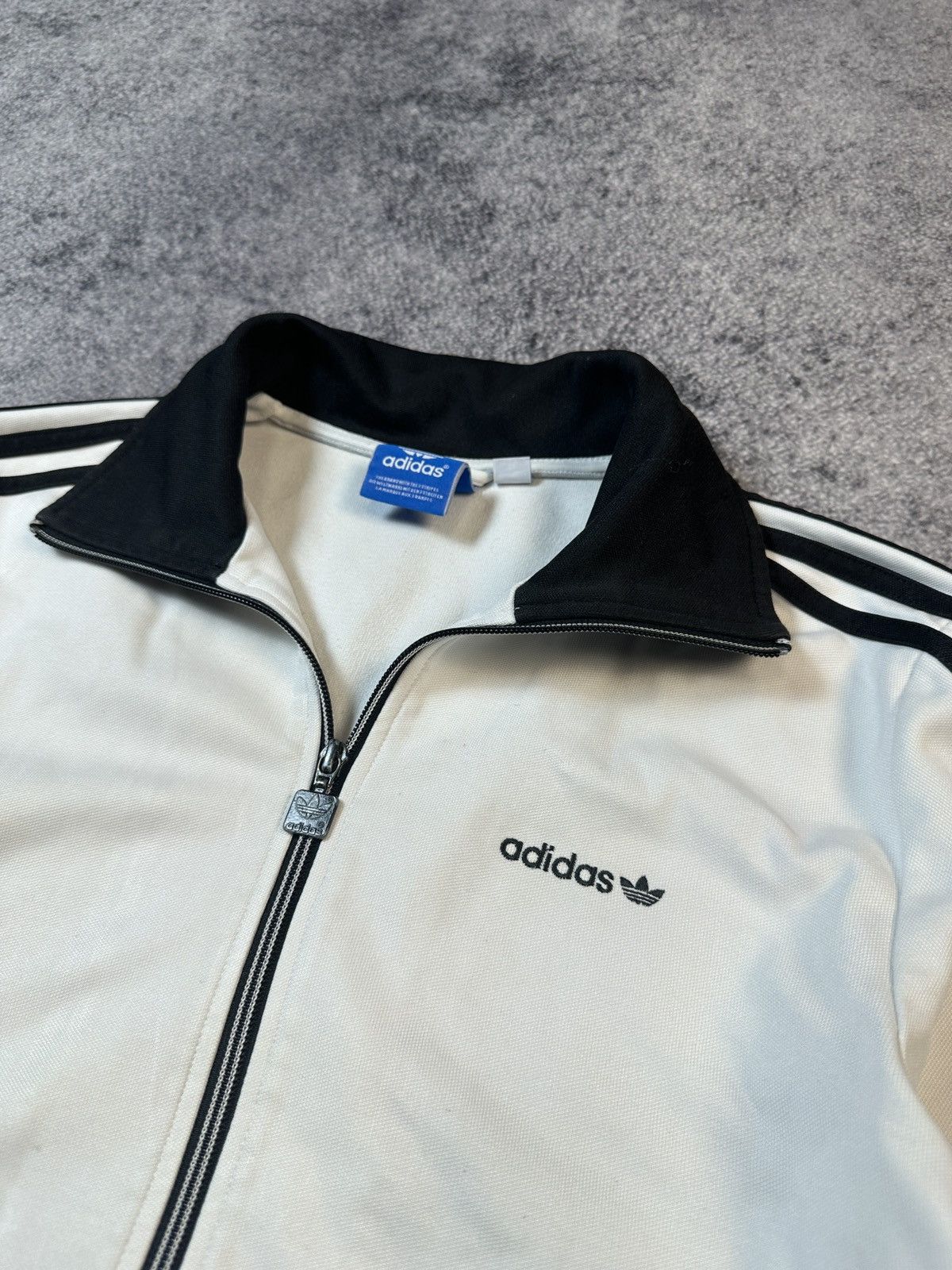 Adidas Vintage Adidas Avant Garde Jacket Zip Up Streetwear Rare M Size US M / EU 48-50 / 2 - 2 Thumbnail