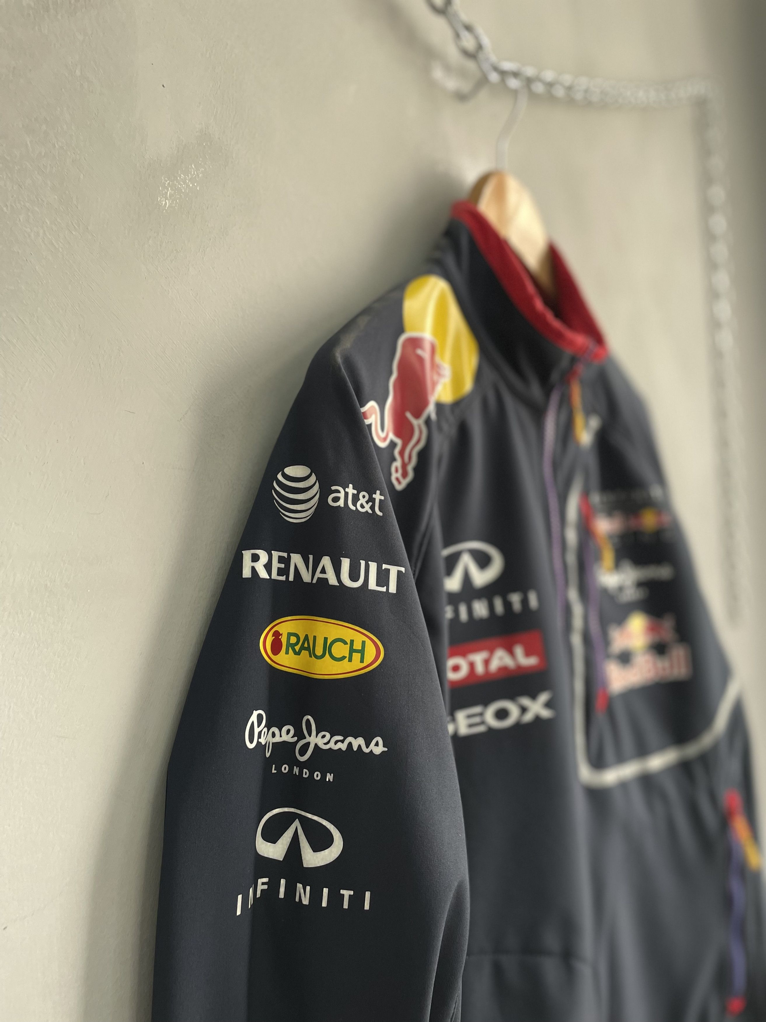Pepe Jeans Racing red bull team F1 jacket softshell Size US S / EU 44-46 / 1 - 4 Thumbnail