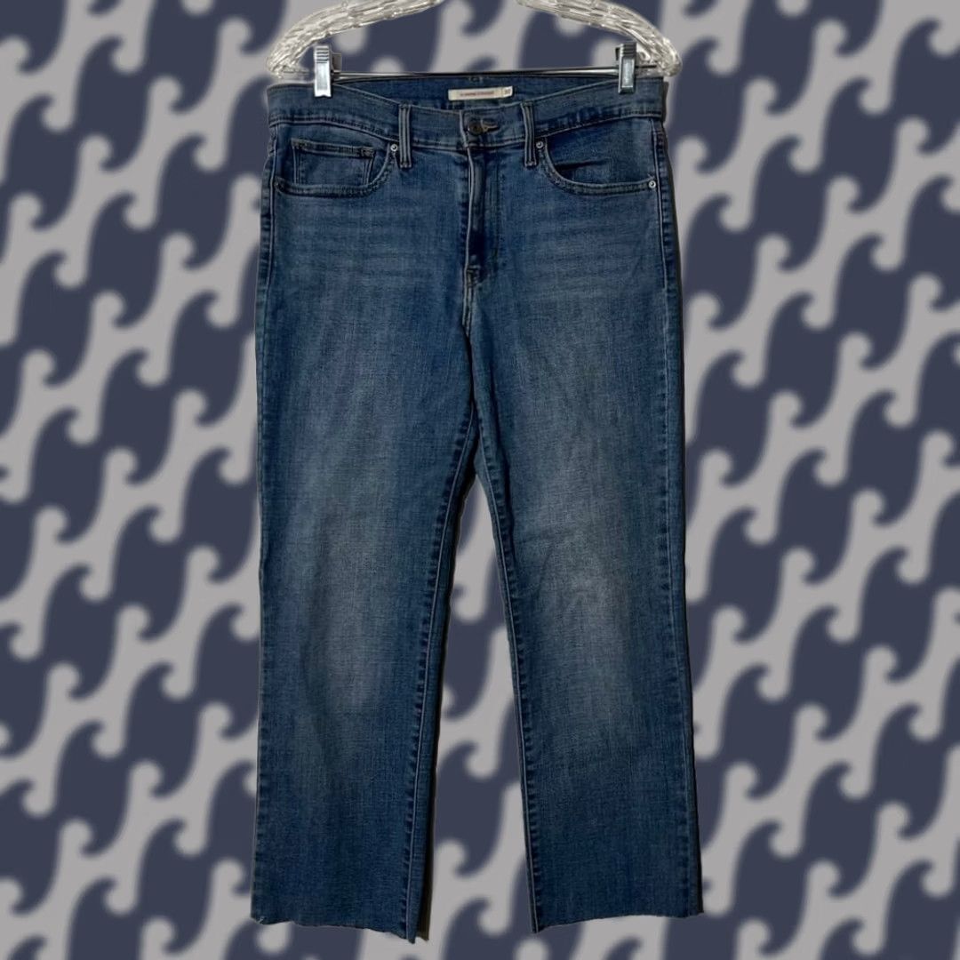 Levi's Levi's Women's Jeans Slimming Straight Blue Denim Size 30 Size 30" / US 8 / IT 44 - 1 Thumbnail