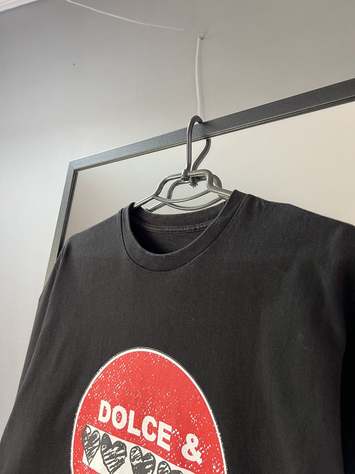 Dolce & Gabbana Vintage Dolce&Gabbana tee grey distressed centr logo faded Size US S / EU 44-46 / 1 - 5 Thumbnail