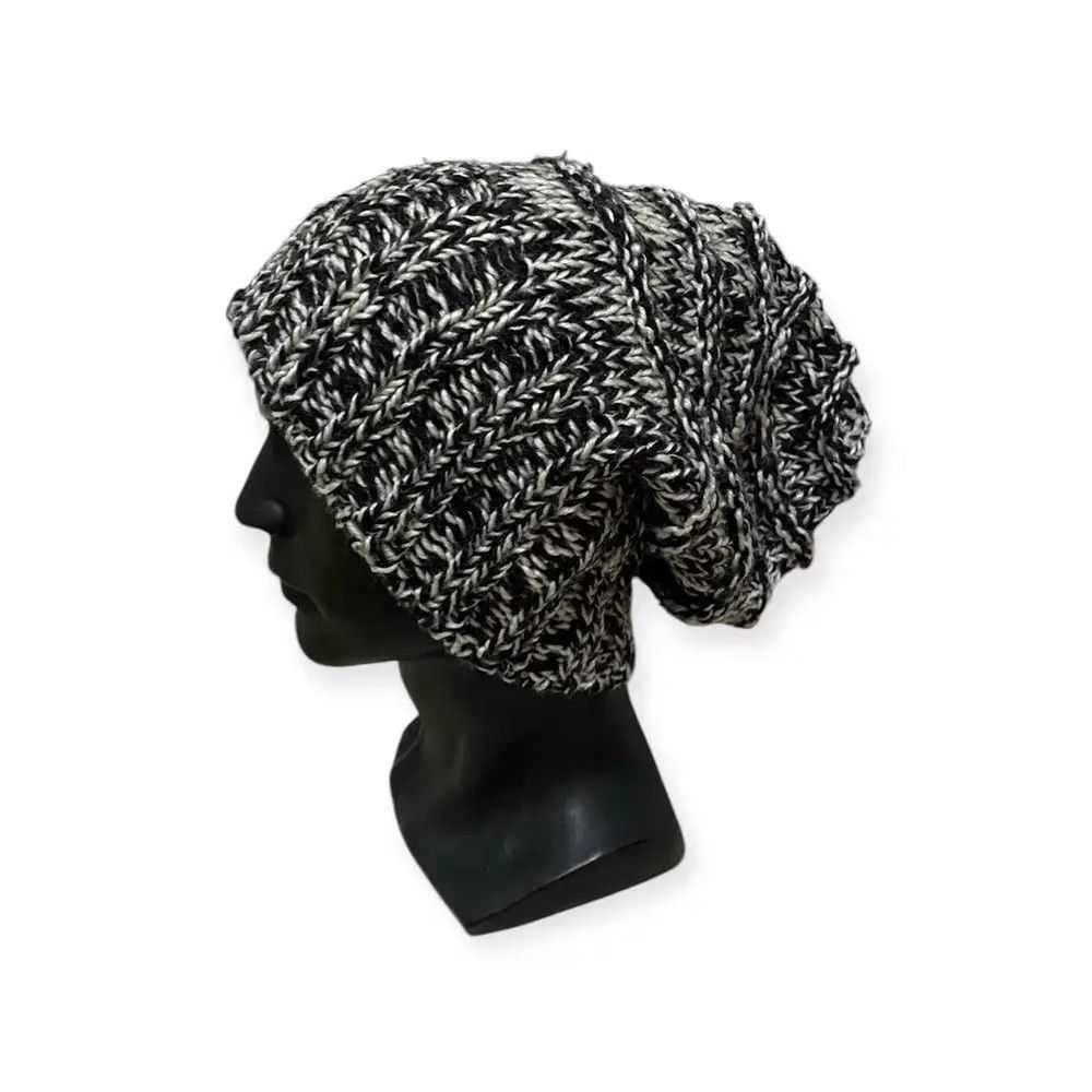 Japanese Brand Rare Design Knit Beanie Hat Size ONE SIZE - 1 Thumbnail