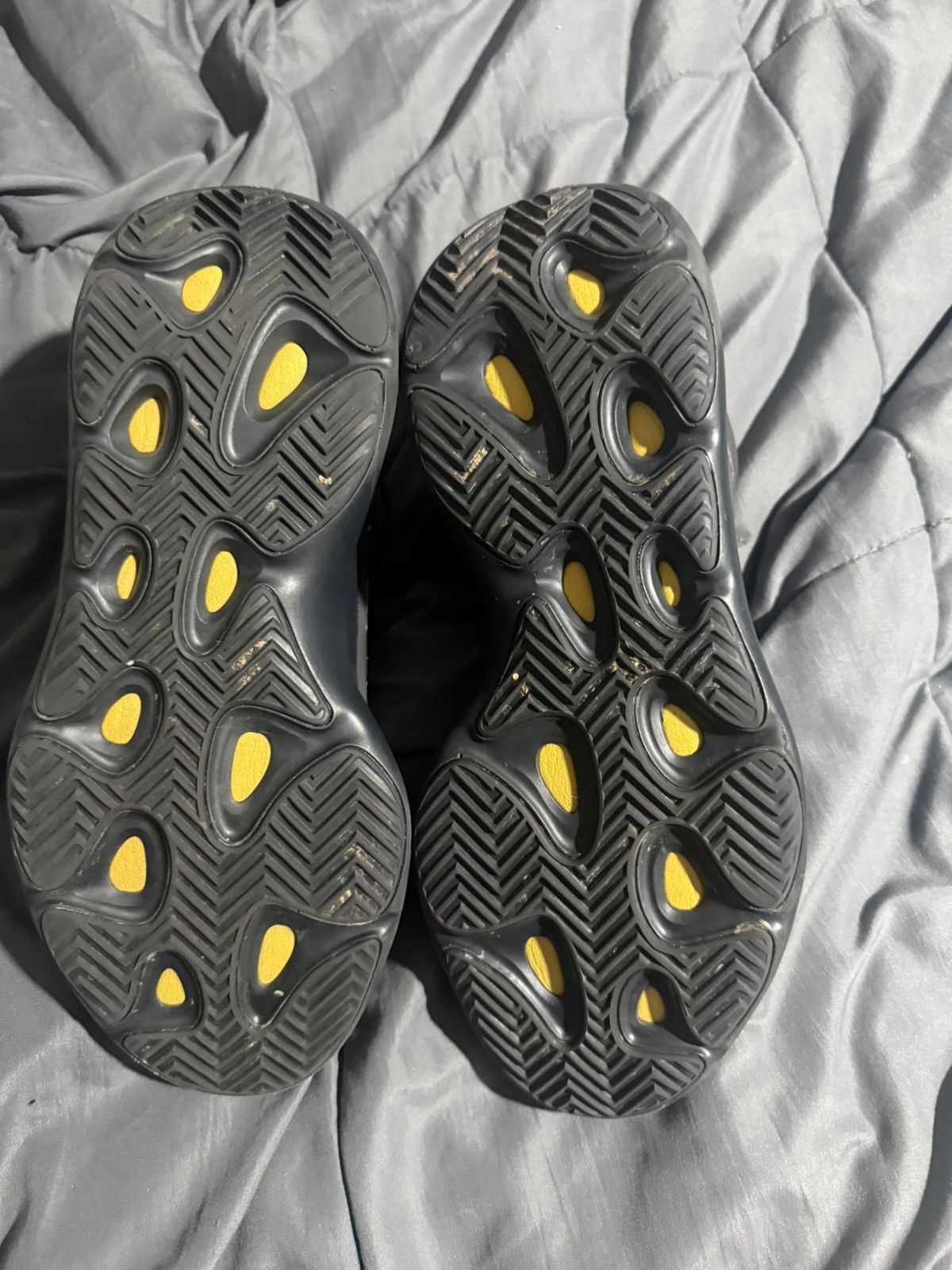 Yeezy Addidas Yezzy 700 V3 Size US 11.5 / EU 44-45 - 6 Thumbnail