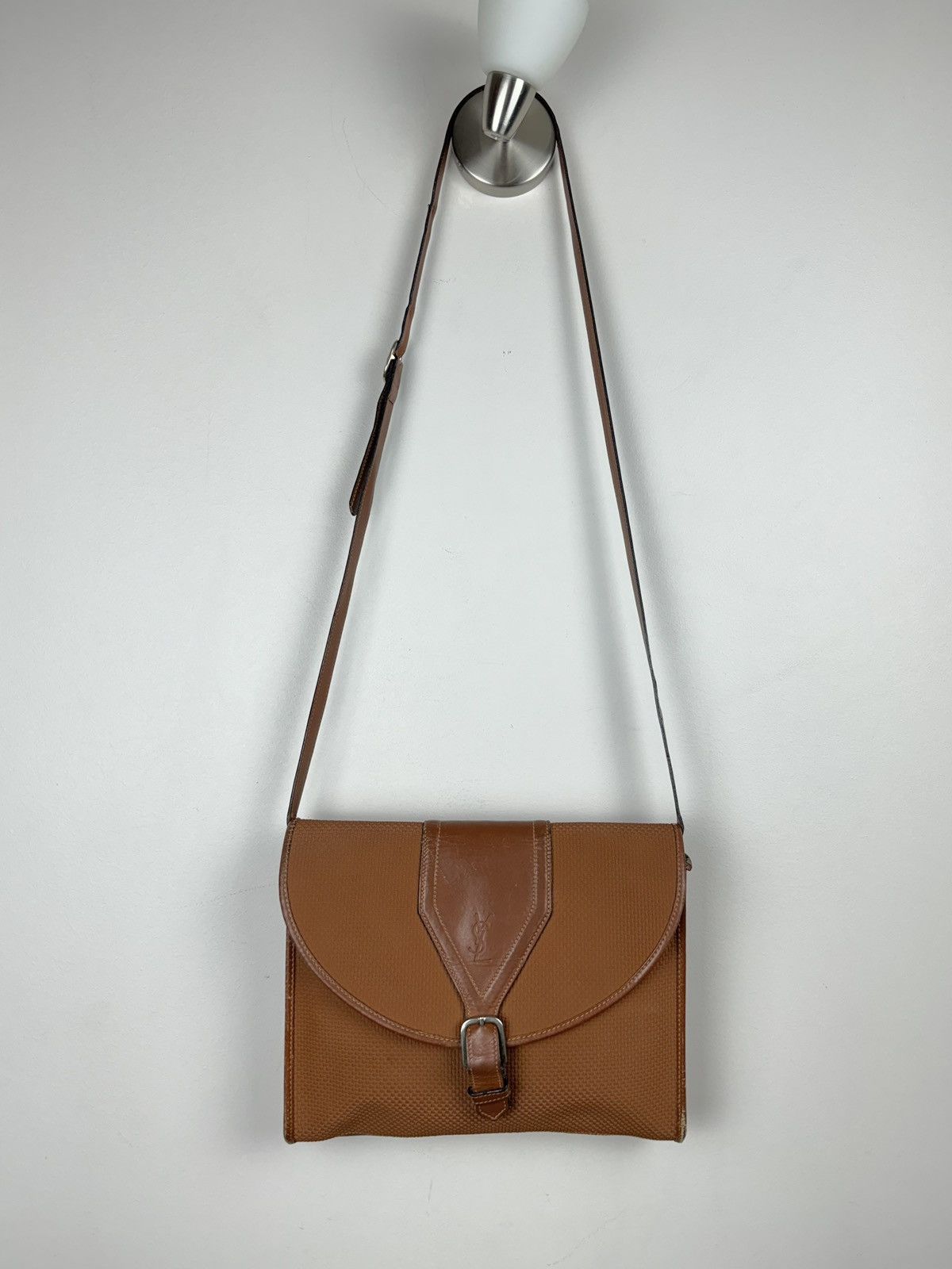 Leather × Yves Saint Laurent Leather bag Yves Saint Laurent original casual luxury item Size ONE SIZE - 3 Thumbnail