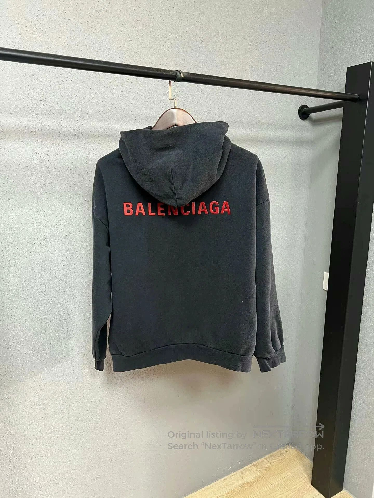 Balenciaga balenciaga new logo hoodie in black. Size US S / EU 44-46 / 1 - 2 Thumbnail