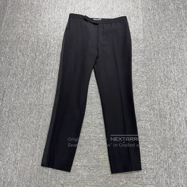 Saint Laurent Paris Saint Laurent Paris Black Wool Casual Trousers Size US 34 / EU 50 - 1 Thumbnail