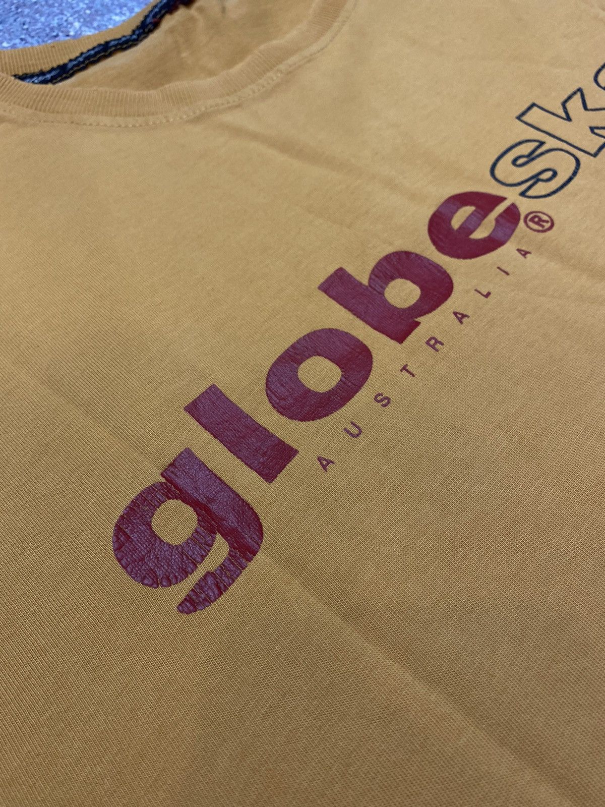 Globe × Vintage 💥Y2K CRAZY DISTRESSED GLOBE TEE Size US XL / EU 56 / 4 - 6 Thumbnail
