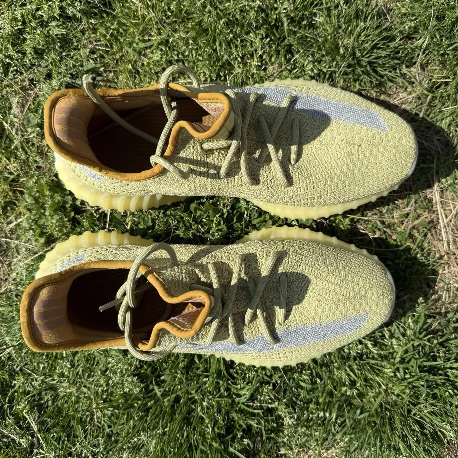 Adidas Adidas Yeezy Boost 350 V2 Marsh FX9034 Size 9 Men Size US 9 / EU 42 - 5 Thumbnail