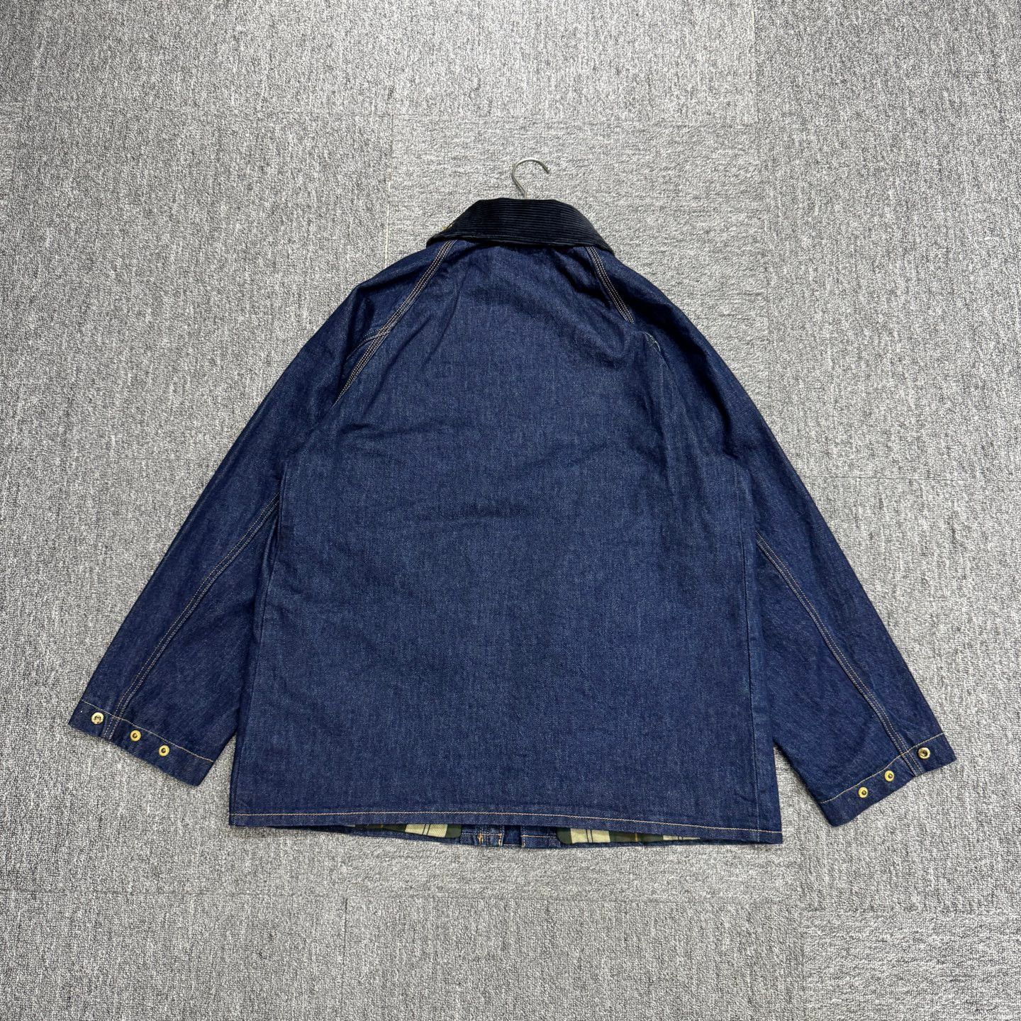 Barbour Barbour × Levi’s Corduroy Collar Denim Jacket Size S Size US S / EU 44-46 / 1 - 6 Thumbnail