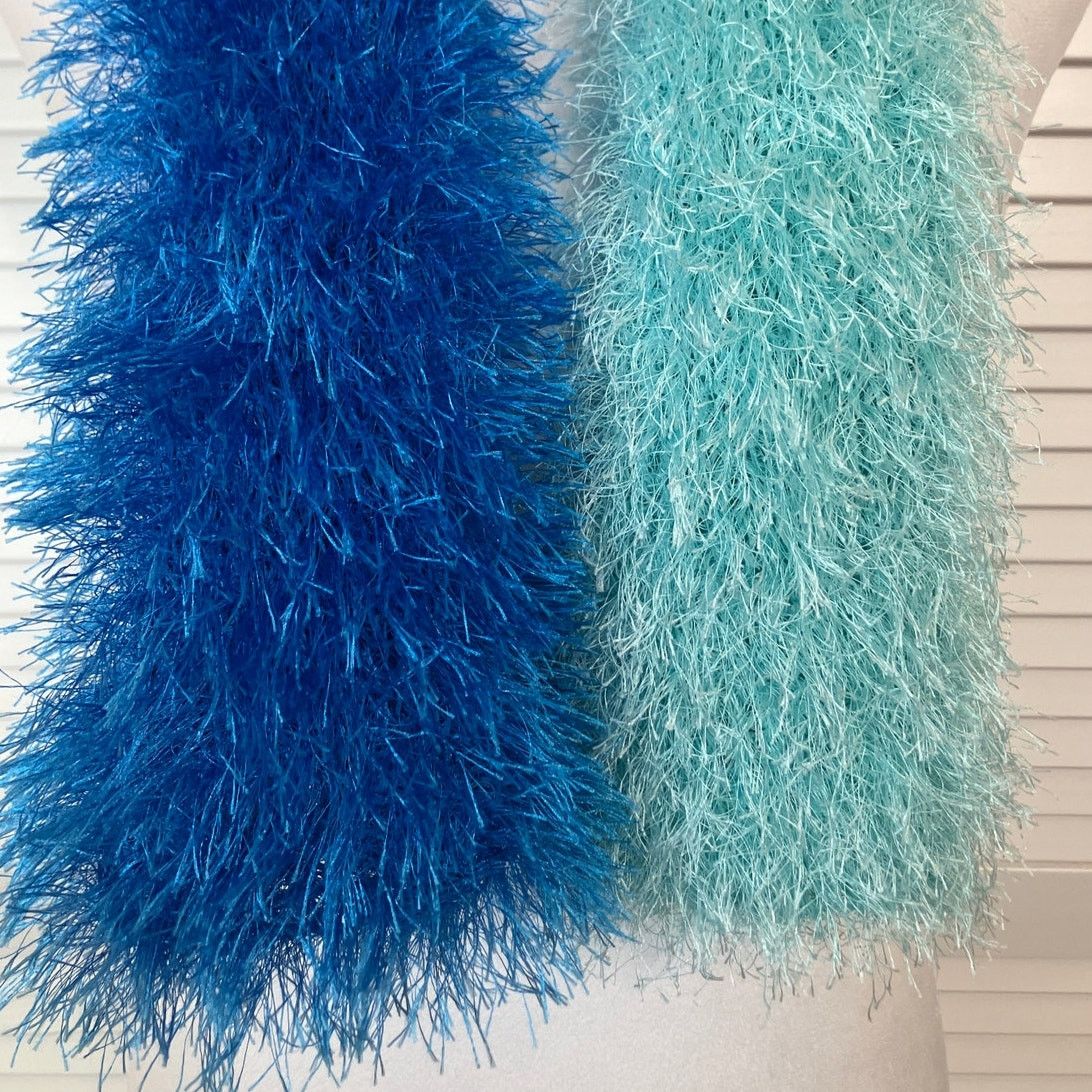 Handmade NWT Handmade Loom Knited Blue Furry Scarf 36” Size ONE SIZE - 3 Thumbnail
