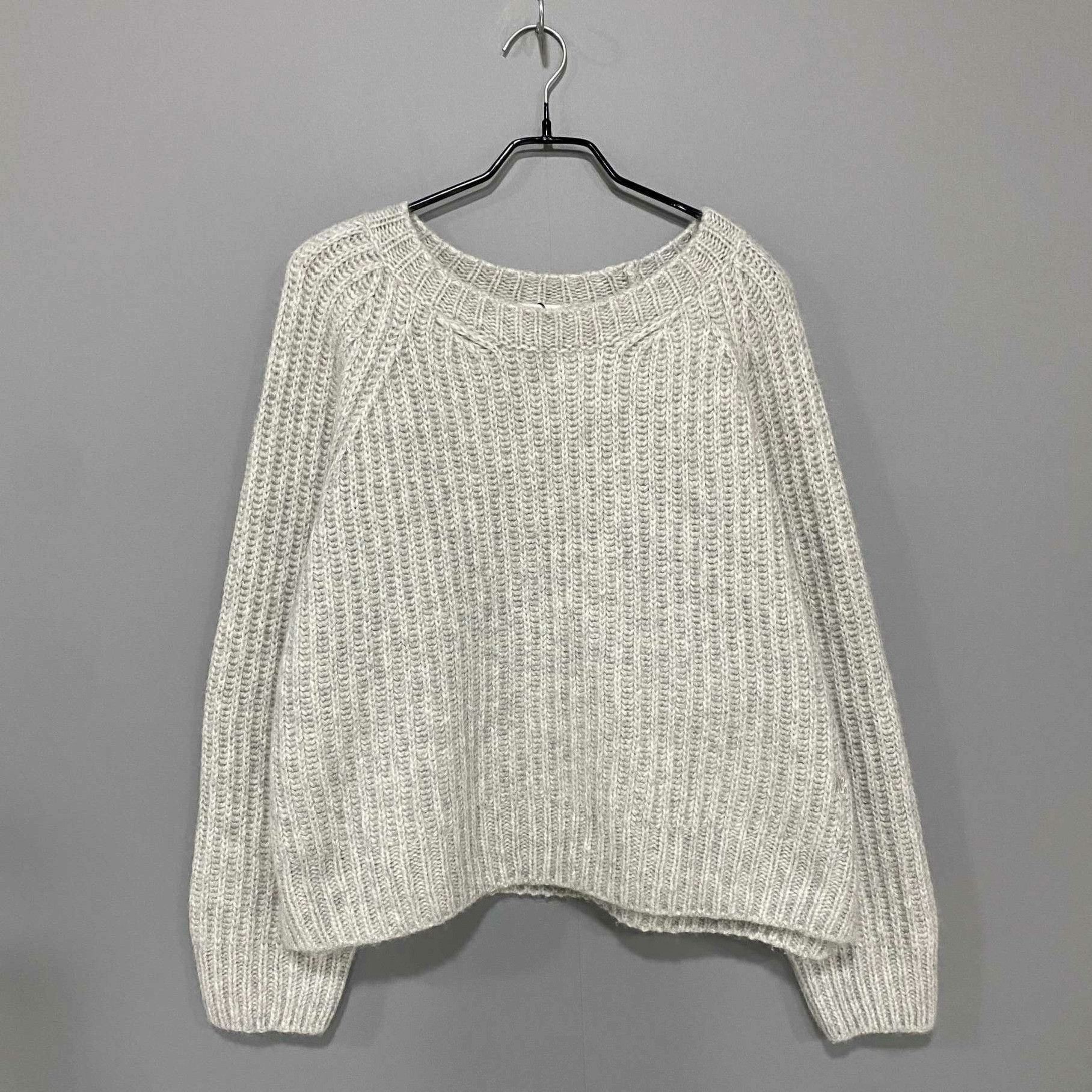 Celine Celine Knit Sweater M Women Size M / US 6-8 / IT 42-44 - 1 Thumbnail