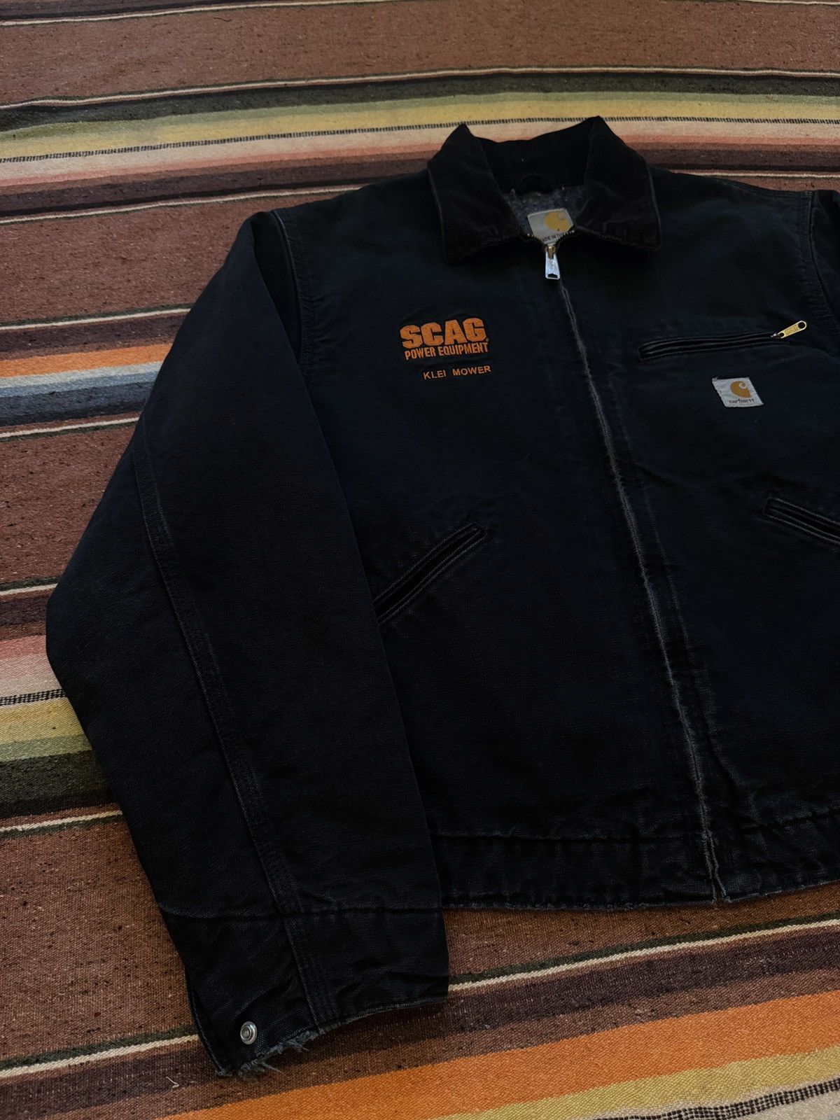 Carhartt × Vintage 2012 J001 Black Detroit Carhartt Work Jacket Size US L / EU 52-54 / 3 - 3 Thumbnail