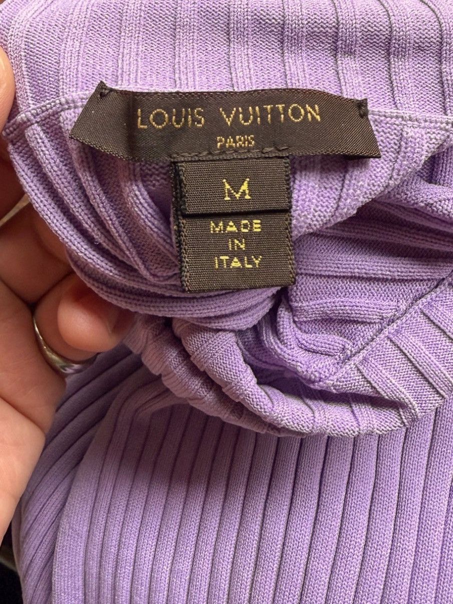 Louis Vuitton Louis Vuitton 2015 Purple LV Logo Ribbed Turtleneck Sweater Size M / US 6-8 / IT 42-44 - 5 Thumbnail