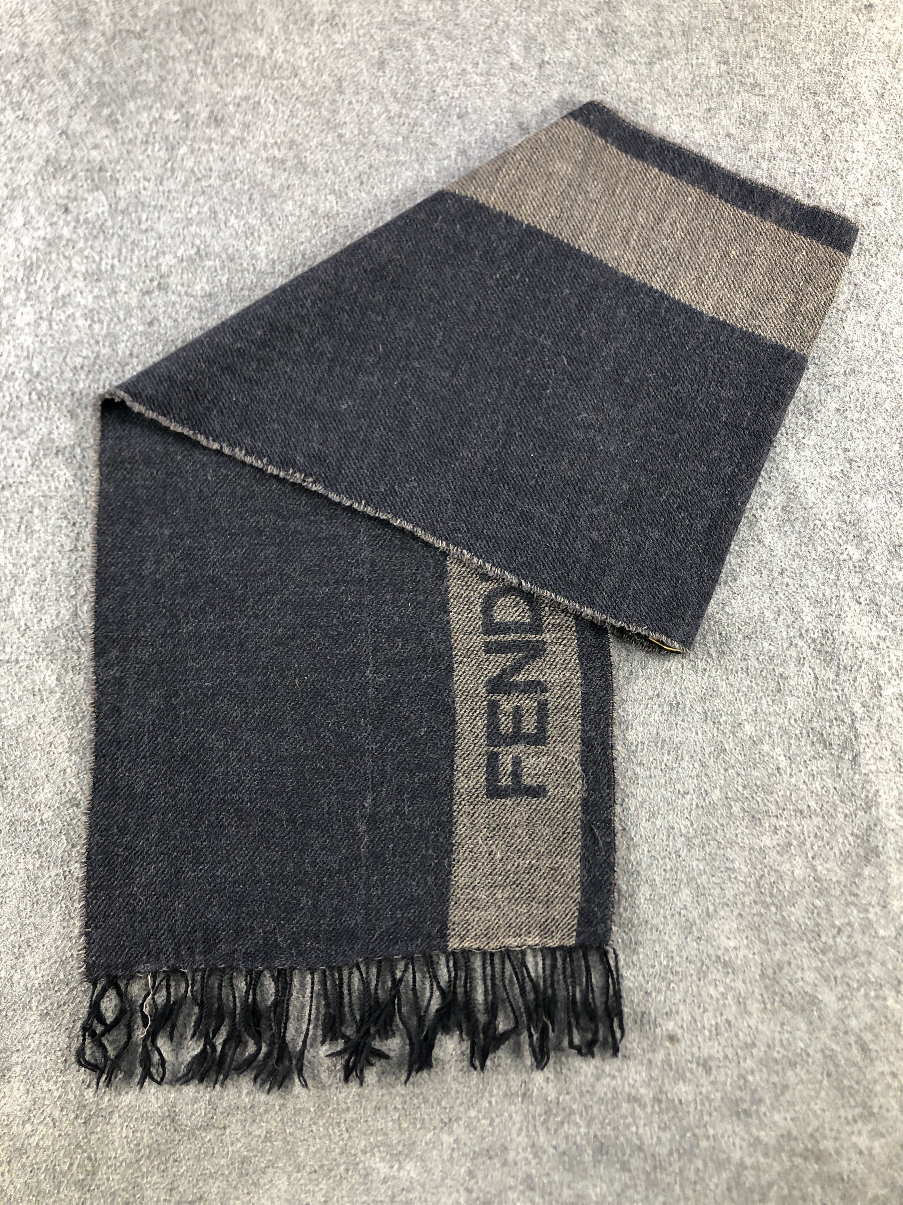 Fendi Fendi Scarf / Muffler / Neckwear P886 Size ONE SIZE - 4 Thumbnail