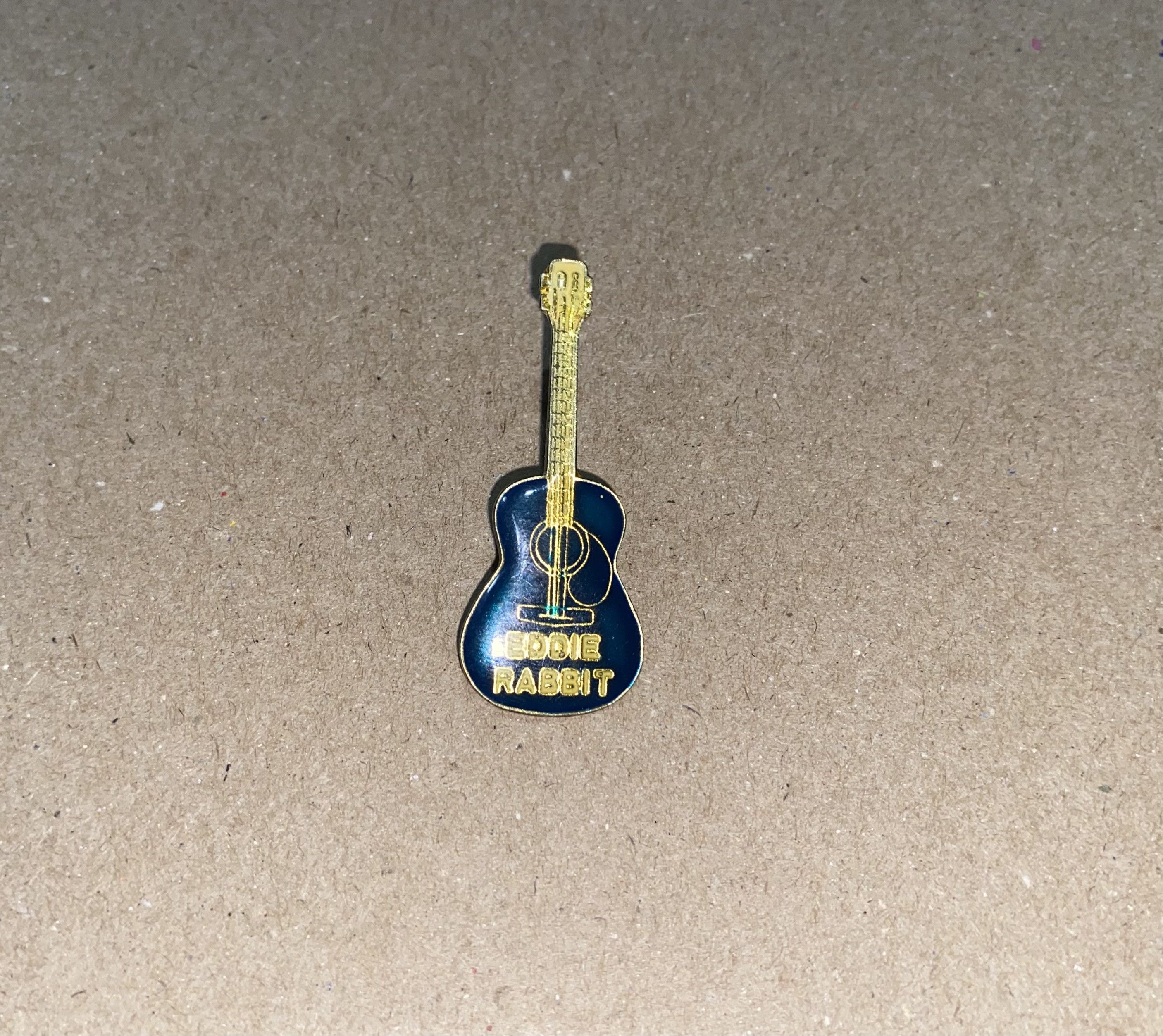 Vintage Eddie Rabbit rabbitt GUITAR Enamel Pin Brooch Country Music Size ONE SIZE - 1 Thumbnail