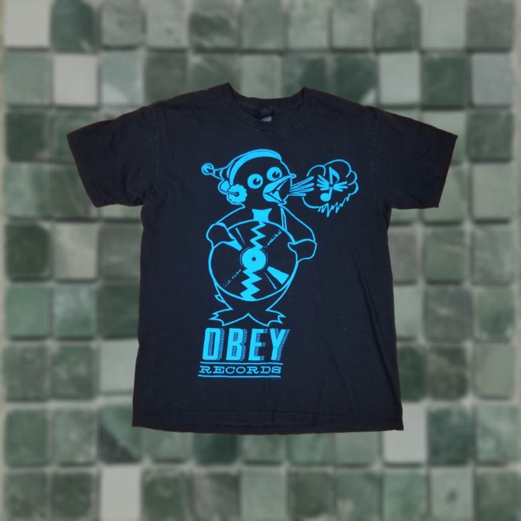 Obey VINTAGE OBEY BLACK COTTON T-SHIRT SZ MEDIUM Mens T-Shirt XS? Size US M / EU 48-50 / 2 - 1 Thumbnail