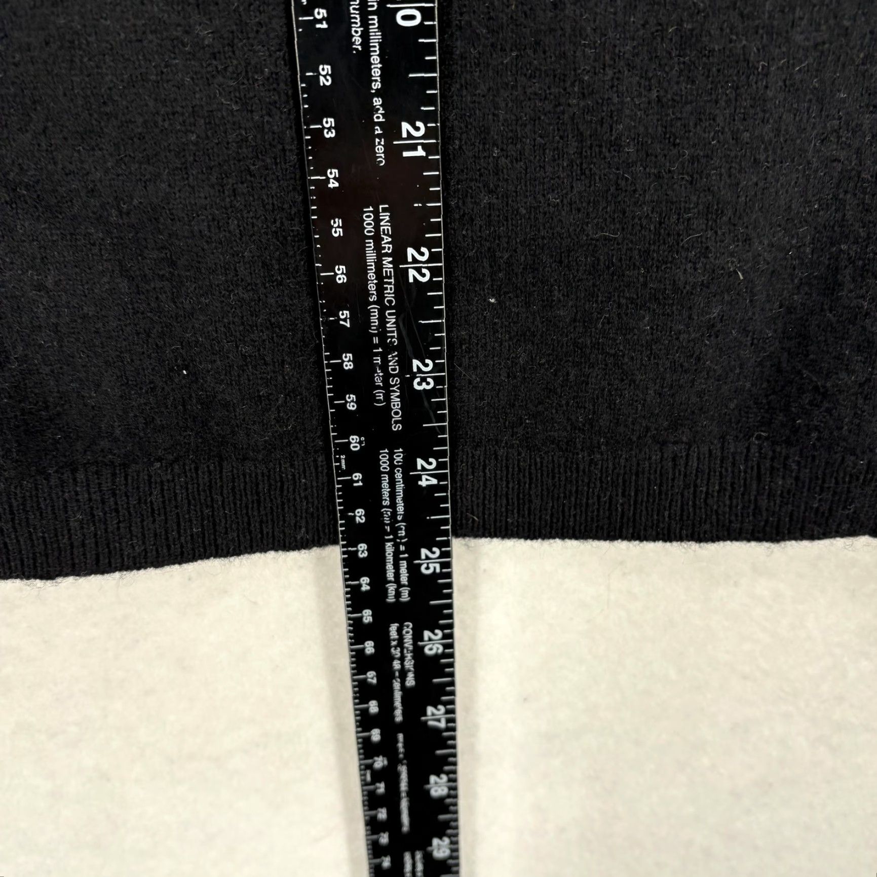 Club Monaco Club Monaco Sweater Womens XS Black 100% Cashmere Boat Neck Knit Pullover Cozy Size XS / US 0-2 / IT 36-38 - 7 Thumbnail
