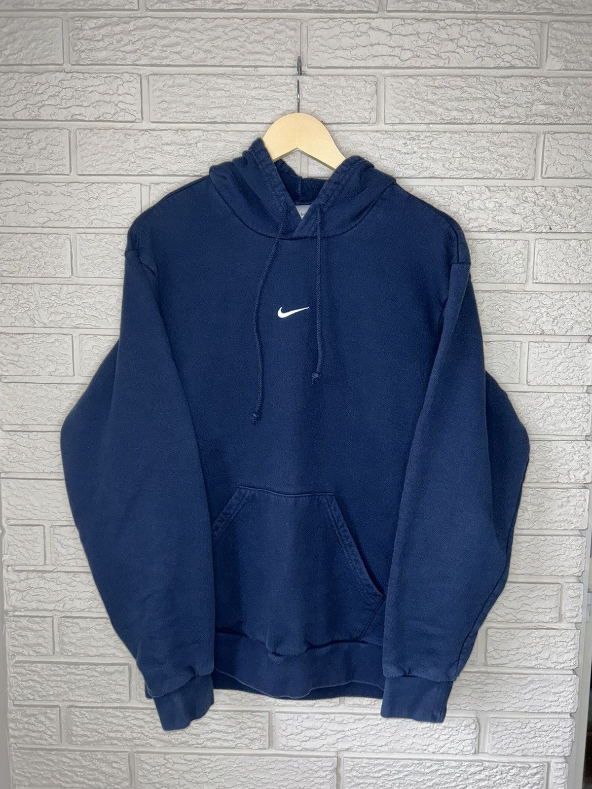 image of Nike Center Swoosh Hoodie 90's Made In Canada in Navy, Men's (Size Medium)
