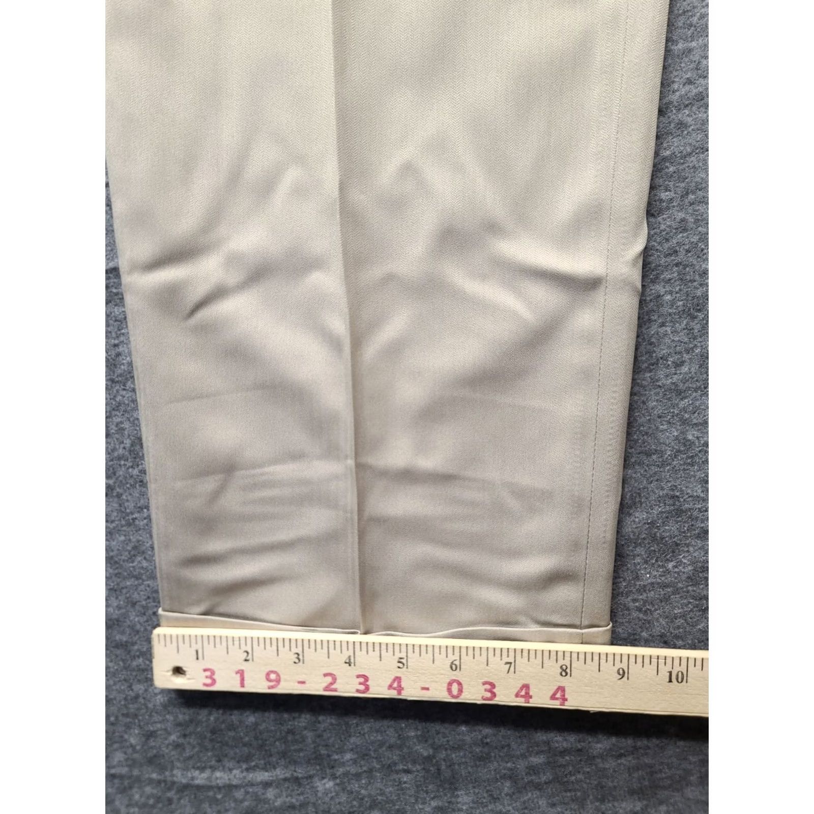 Haggar Haggar Smart Fiber Dress Pant Mens 36x29 Classic Fit Straight Leg Repreve Casual Pants Beige Men's Dress Pants Smart Fiber City Wedding Size US 36 / EU 52 - 7 Thumbnail