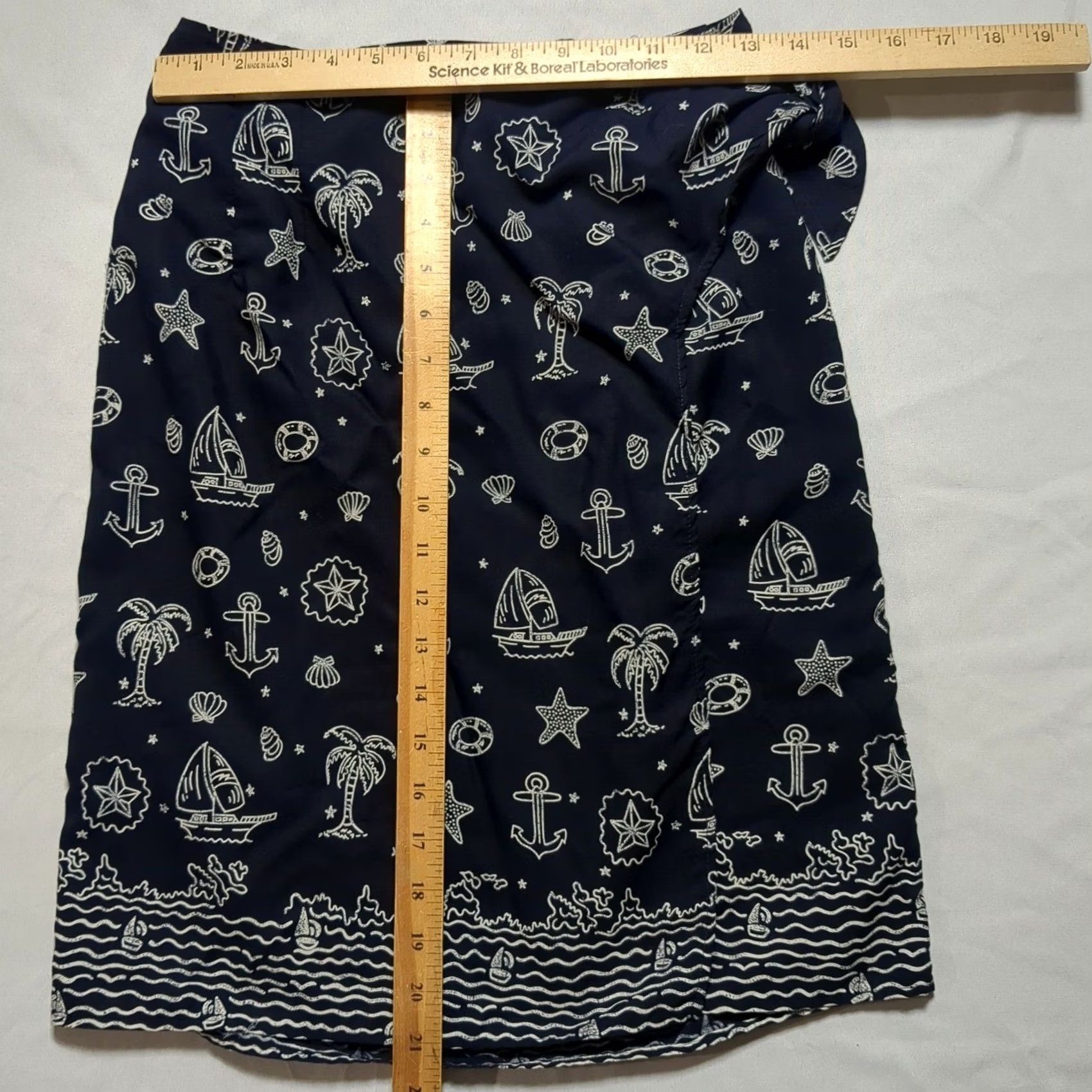 Nautica VINTAGE Breeches Wrap Skirt Nav y Blue Small Rayon Nautical Sailboat Print Made USA Womens Size 28" / US 6 / IT 42 - 6 Thumbnail
