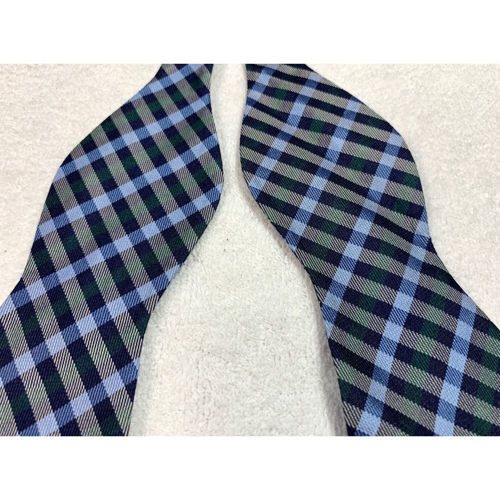 Tommy Hilfiger VINTAGE Tommy Hilfiger Bow Tie Bow Tie 100% Silk Blue Green Adults One Size Blue Mens Size ONE SIZE - 2 Thumbnail