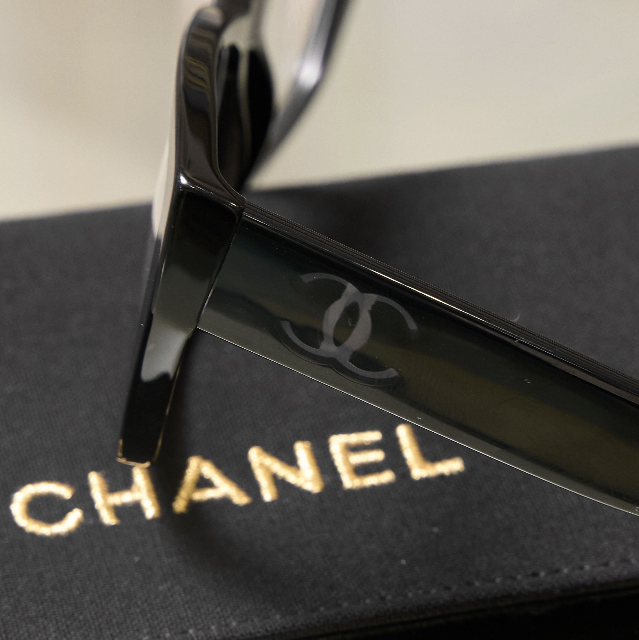 Chanel CHANEL 0CH3474 C501 Sunglasses Size ONE SIZE - 2 Thumbnail