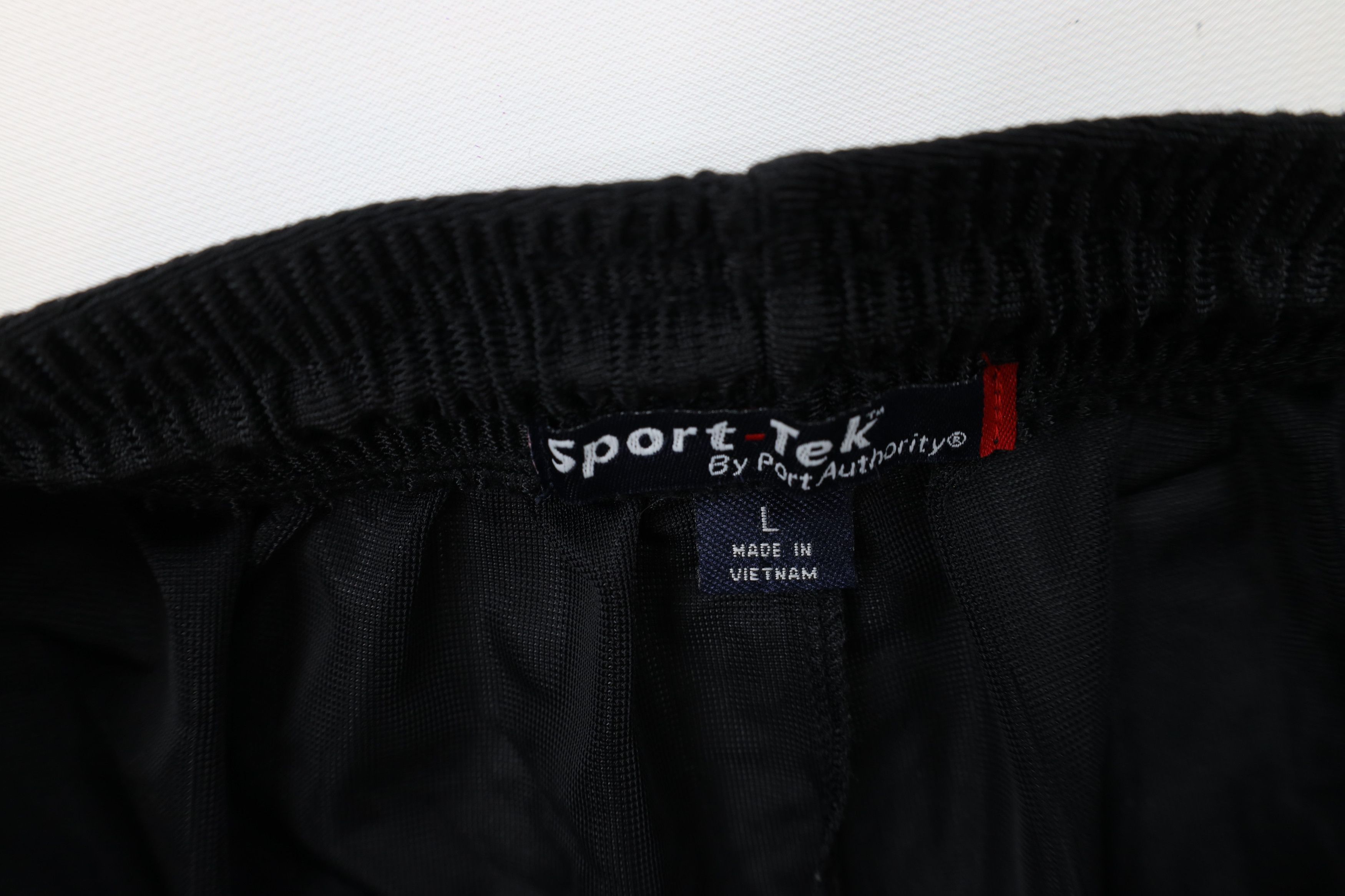 Vintage Vintage Y2K Streetwear Polyester Above Knee Shorts Black Size US 34 / EU 50 - 6 Thumbnail