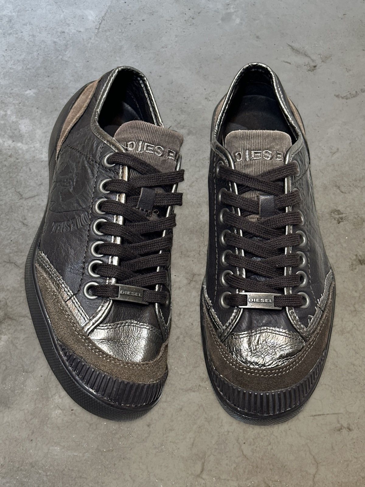 (FW10) BEST LOW TOP