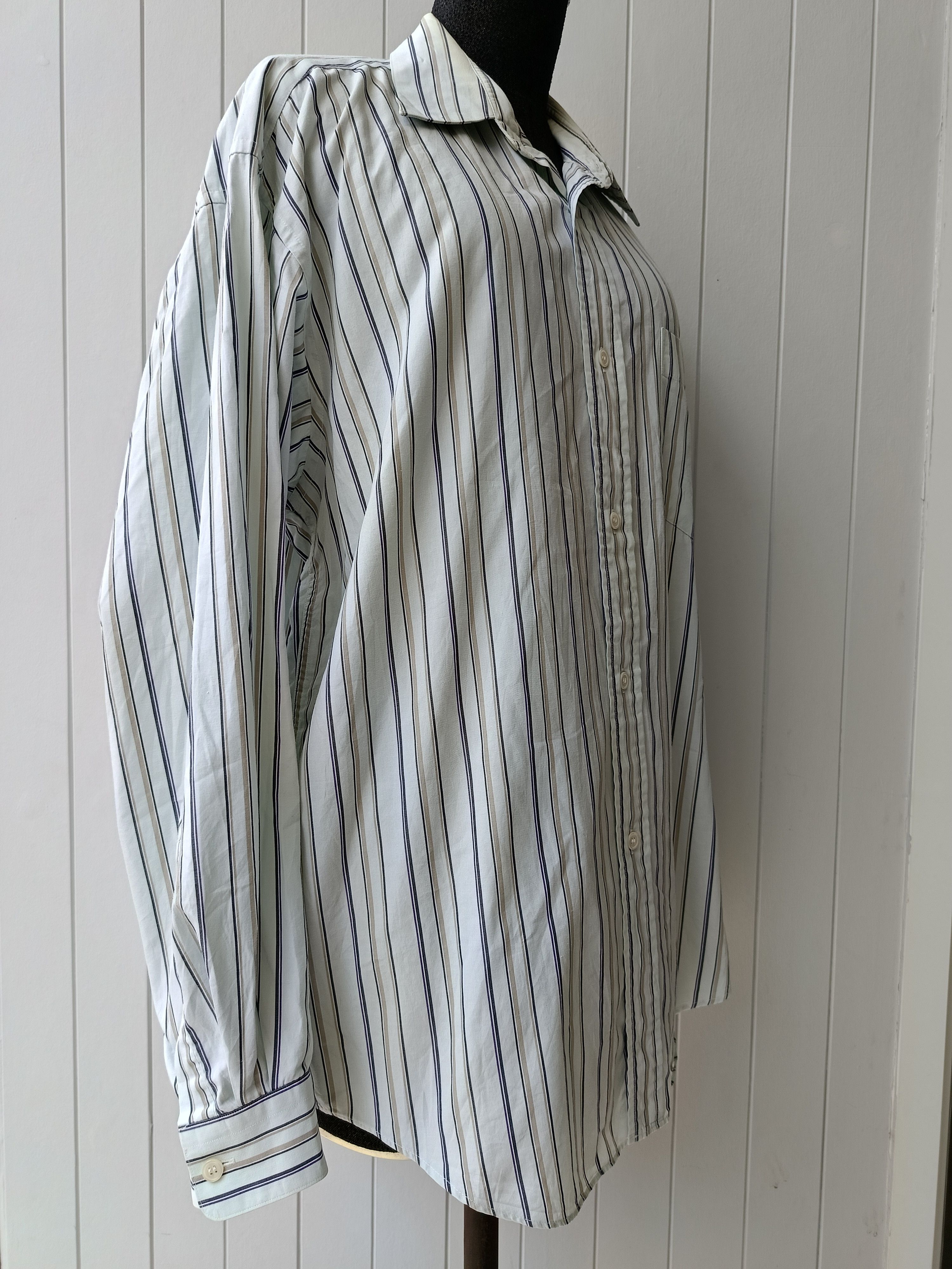 Issey Miyake Issey Miyake IM design Japan pinstripe white pale blue shirt Size US L / EU 52-54 / 3 - 4 Thumbnail