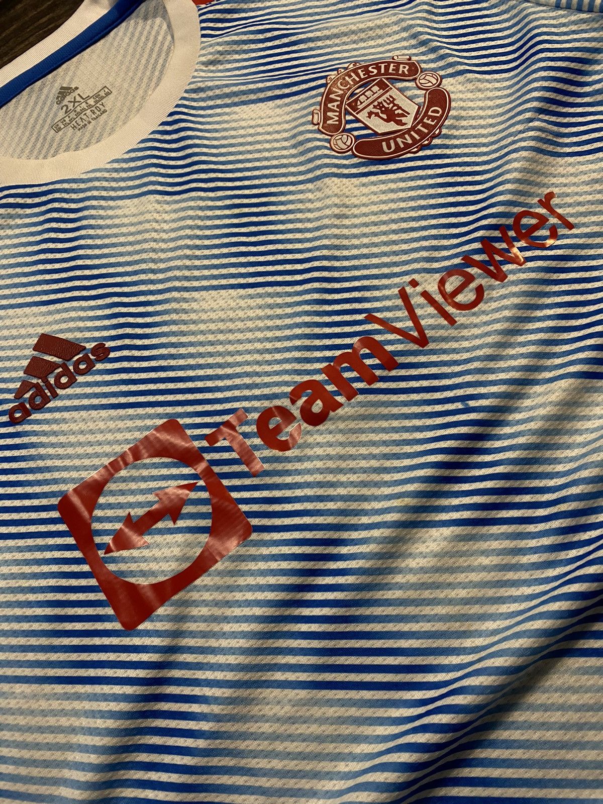 Adidas RARE ❗️ ADIDAS MANCHESTER UNITED STRIPED JERSEY Size US XL / EU 56 / 4 - 5 Thumbnail