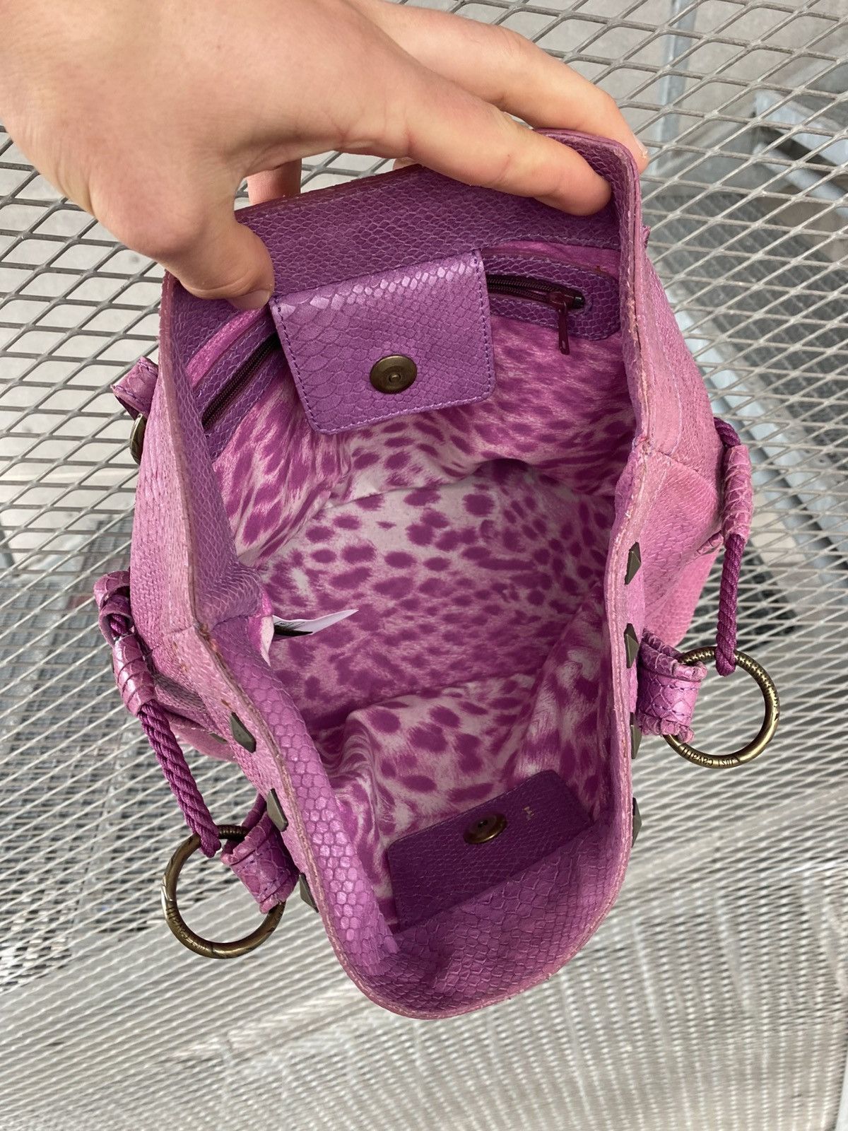Just Cavalli Vintage Just Cavalli Snake Skin Rare Metal Handbag Size ONE SIZE - 12 Thumbnail