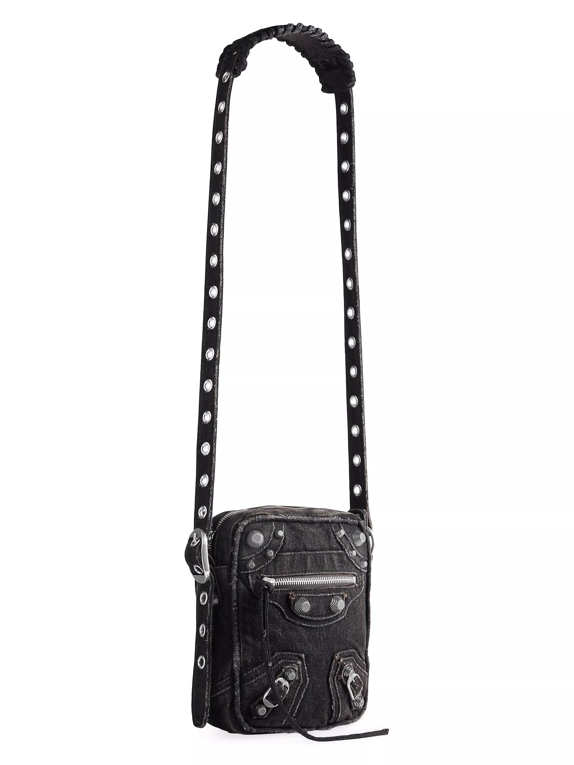Balenciaga o1w1db10525 Size: OS / Le Cagole Crossbody Bag in Black Size ONE SIZE - 4 Thumbnail